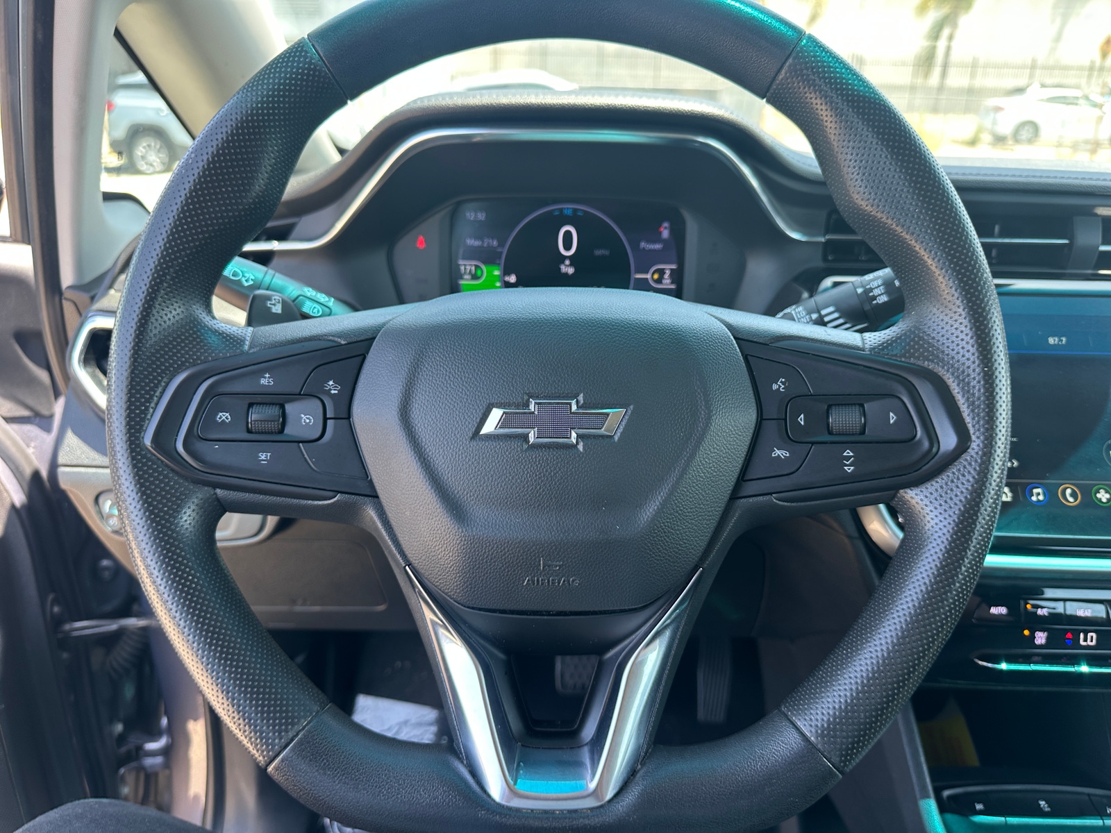 Thumbnail: 2023 Chevrolet Bolt EV - 5