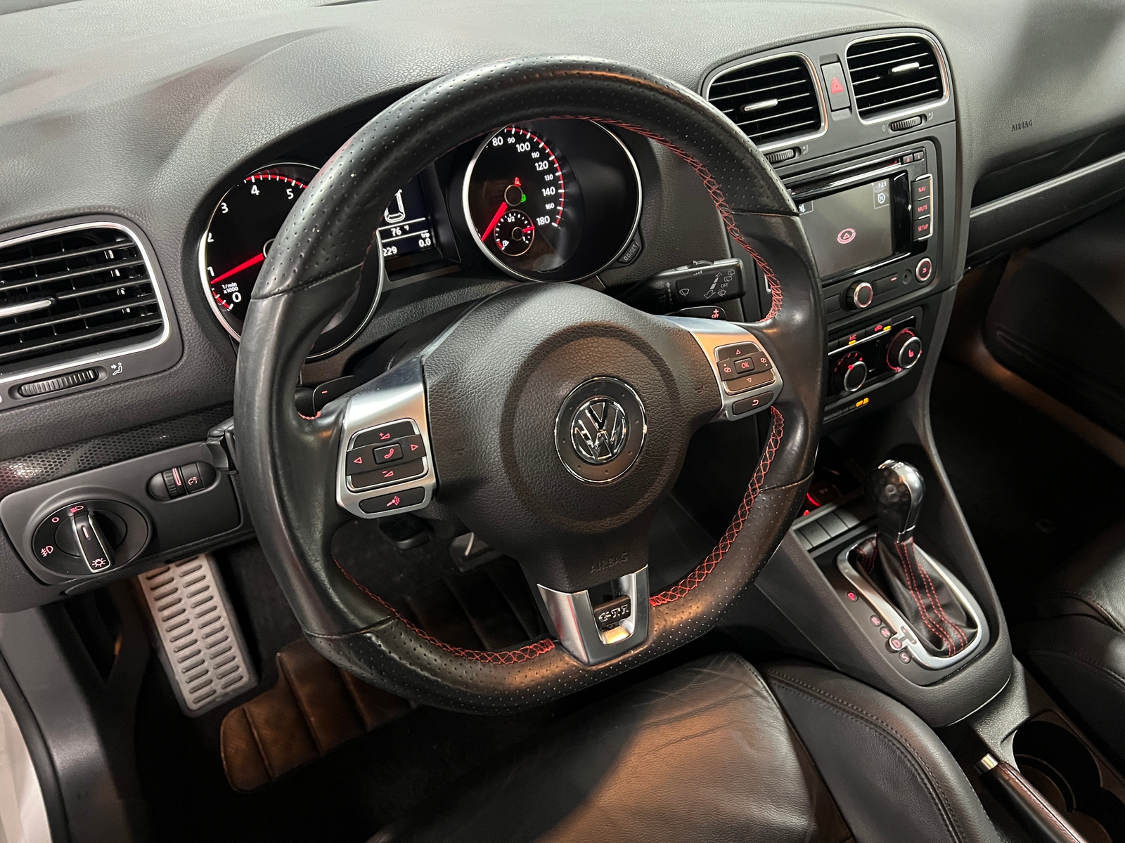 Thumbnail: 2013 Volkswagen Golf - 5