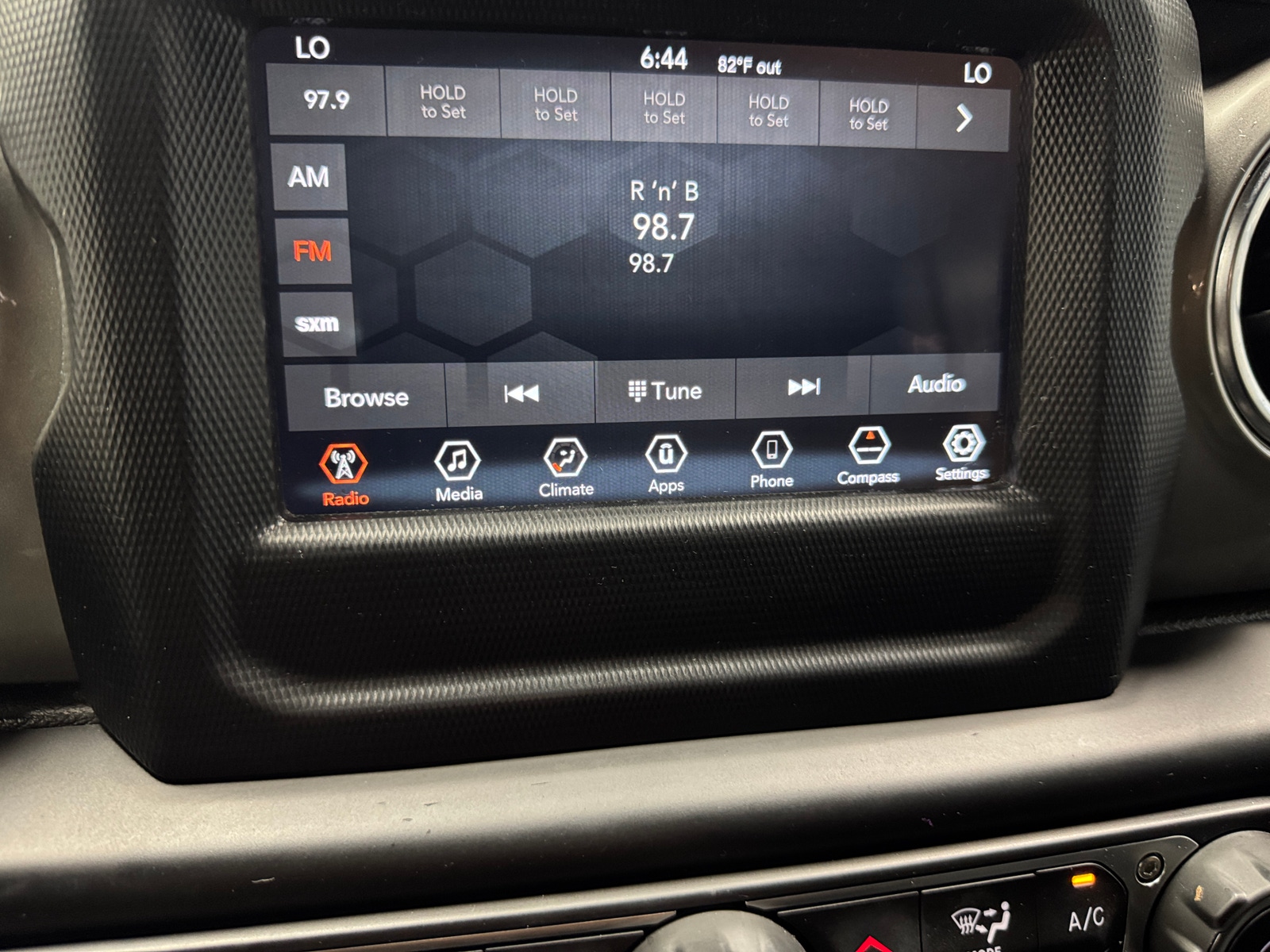 Thumbnail: 2020 Jeep Gladiator - 4