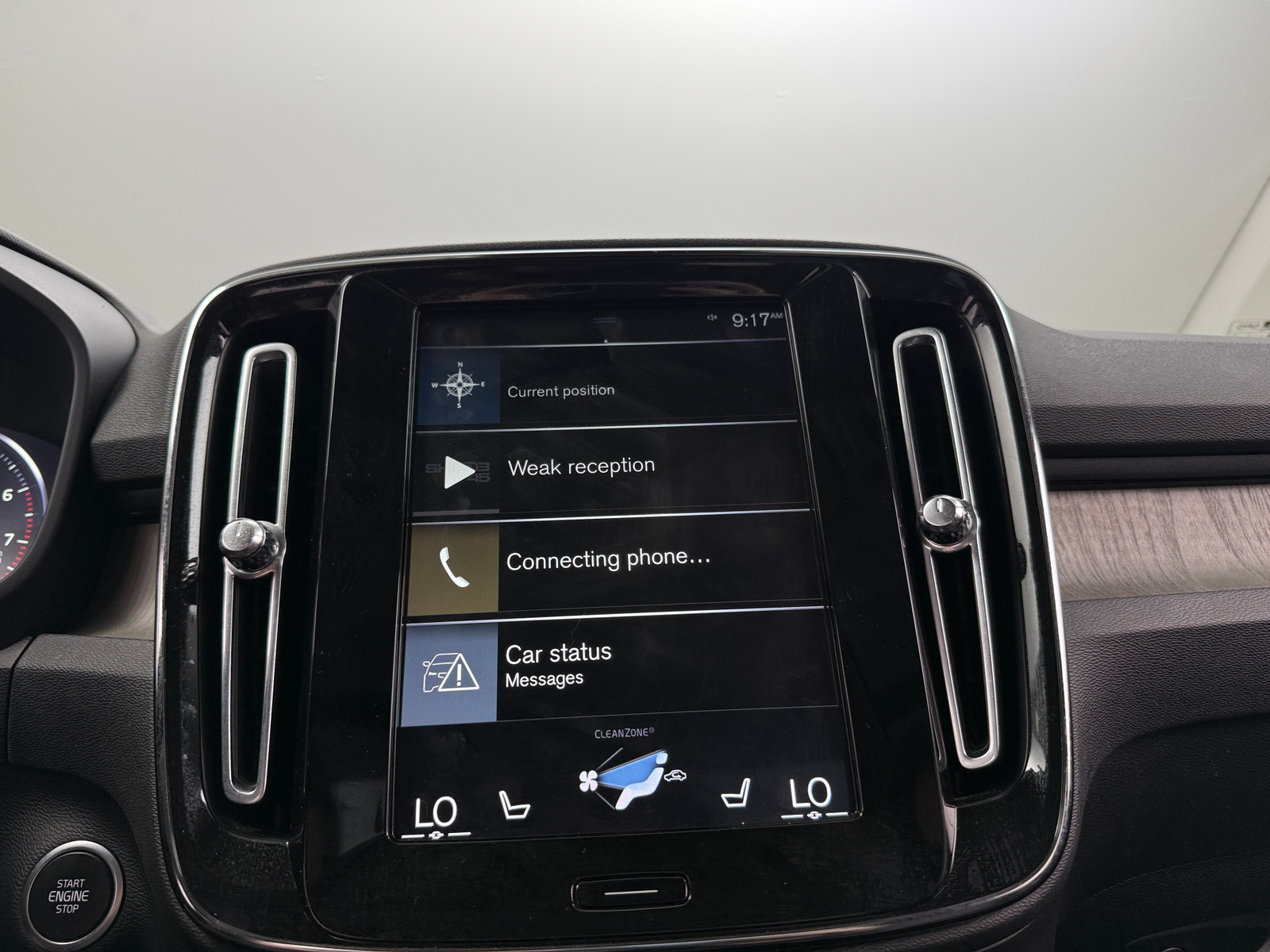 Thumbnail: 2019 Volvo XC40 - 3