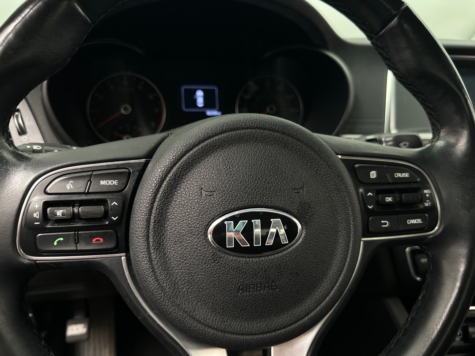 Thumbnail: 2018 Kia Optima - 4