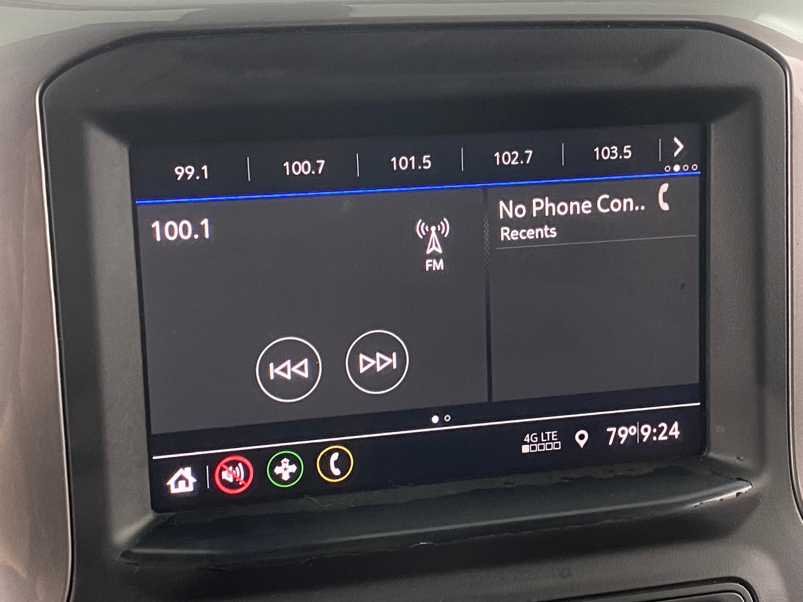 Thumbnail: 2020 Chevrolet Silverado 1500 - 4