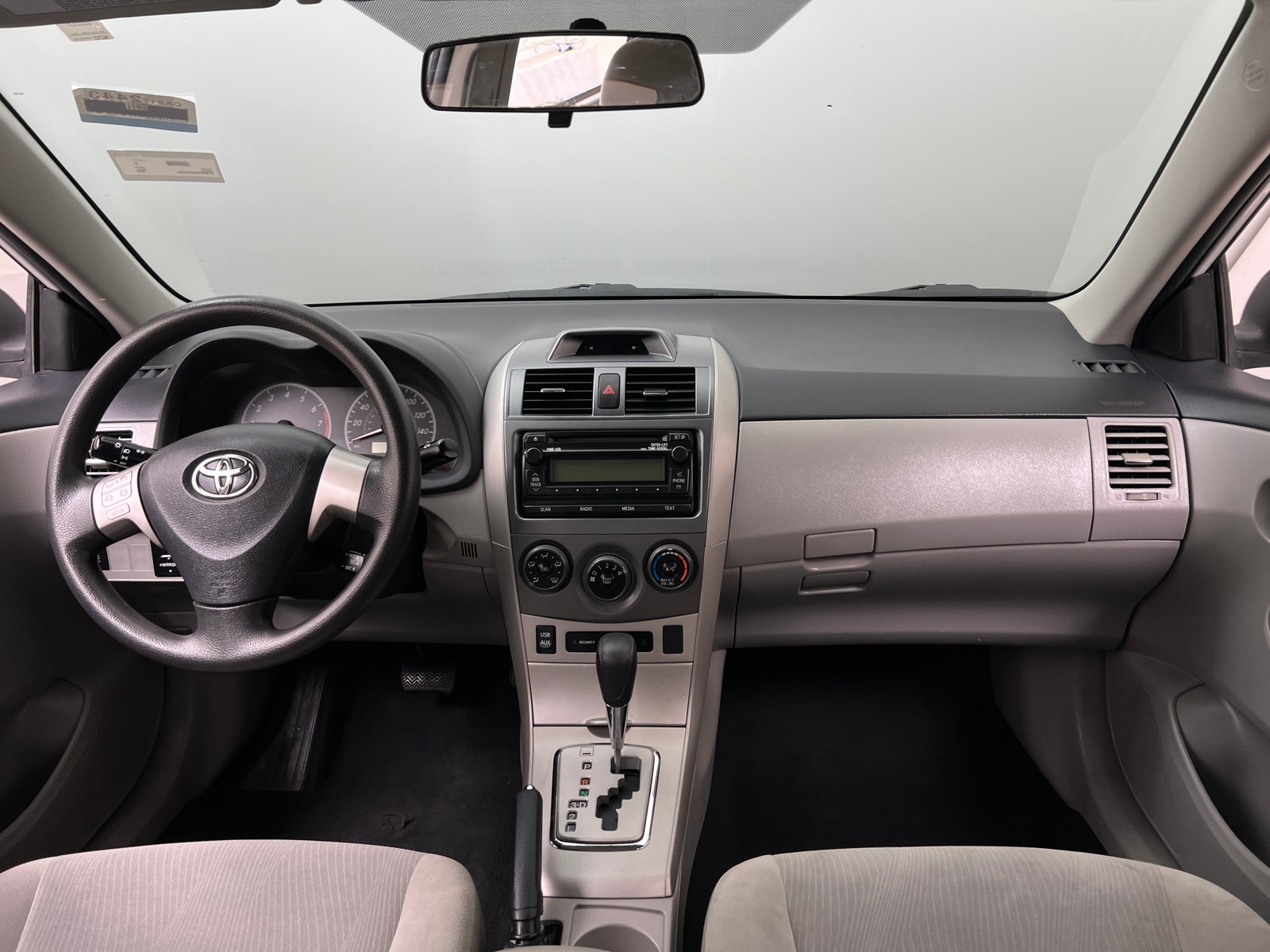 Thumbnail: 2012 Toyota Corolla - 3