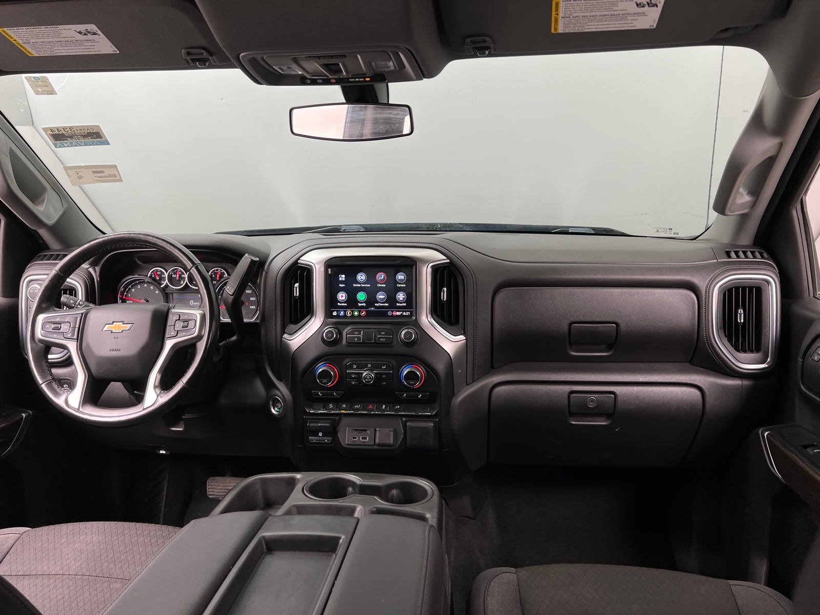 Thumbnail: 2020 Chevrolet Silverado 1500 - 3