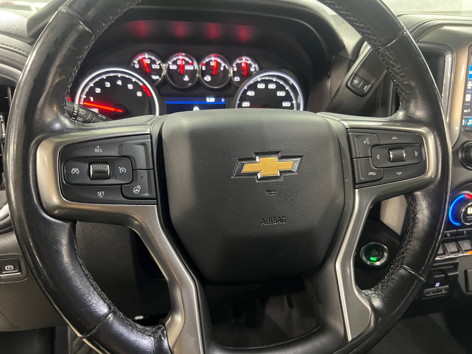 Thumbnail: 2020 Chevrolet Silverado 1500 - 5