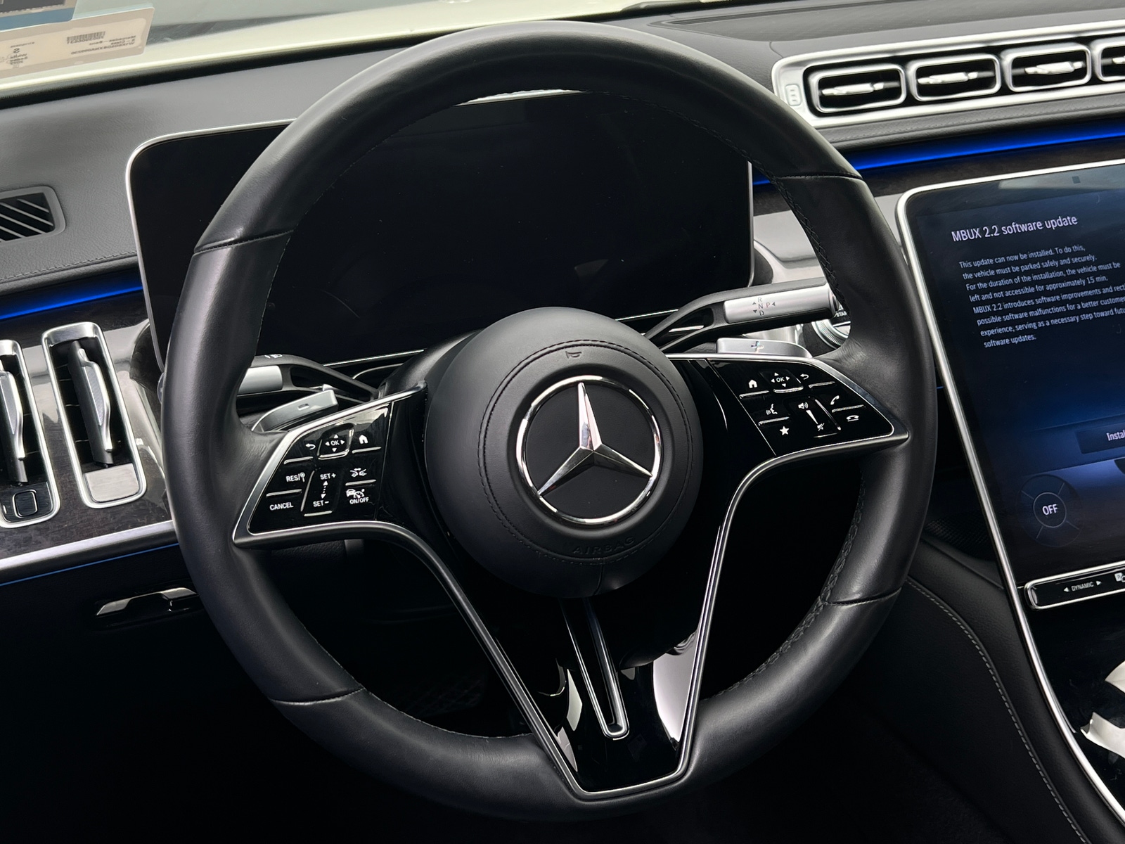 Thumbnail: 2022 Mercedes-Benz S-Class - 4