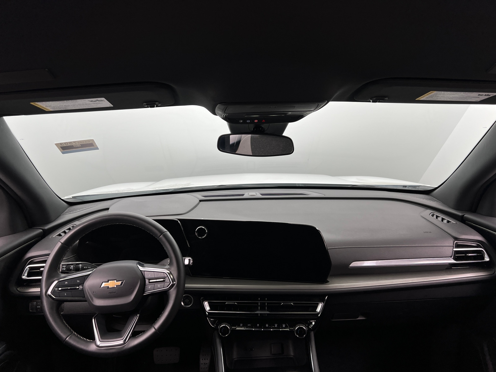 Thumbnail: 2024 Chevrolet Traverse - 3