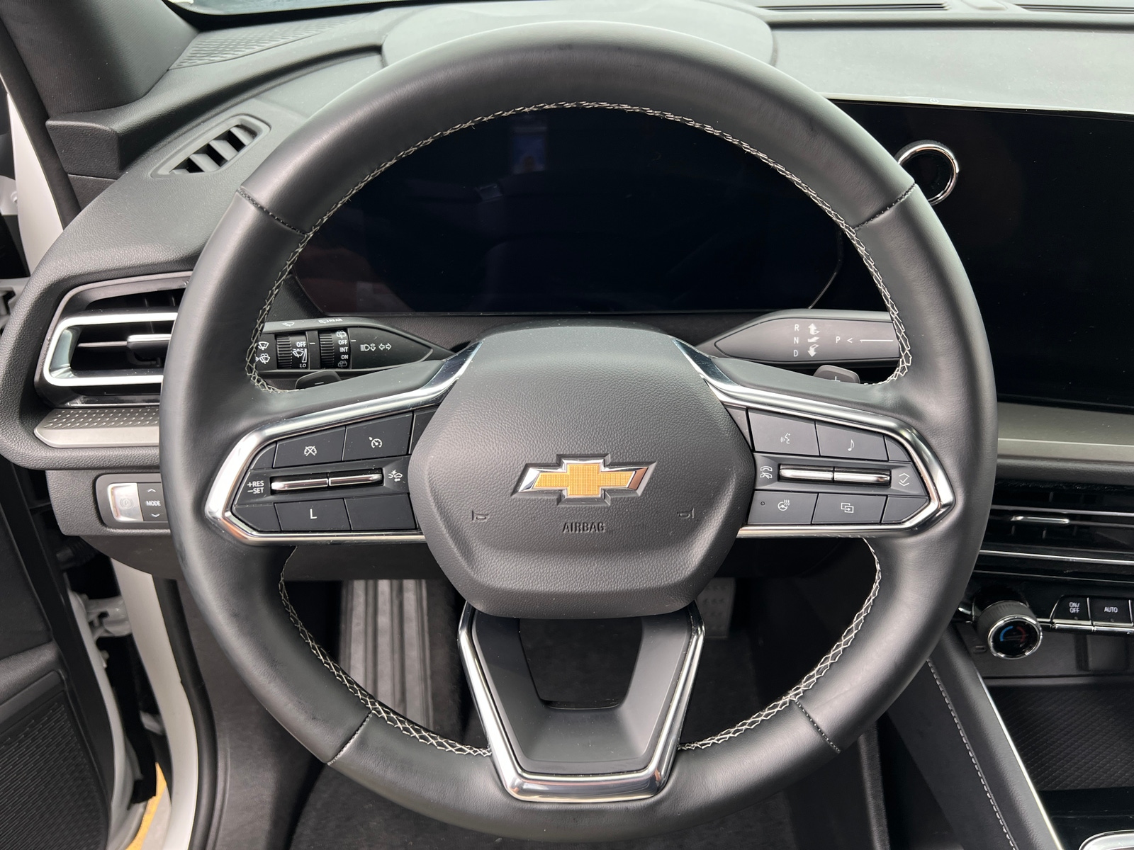 Thumbnail: 2024 Chevrolet Traverse - 5