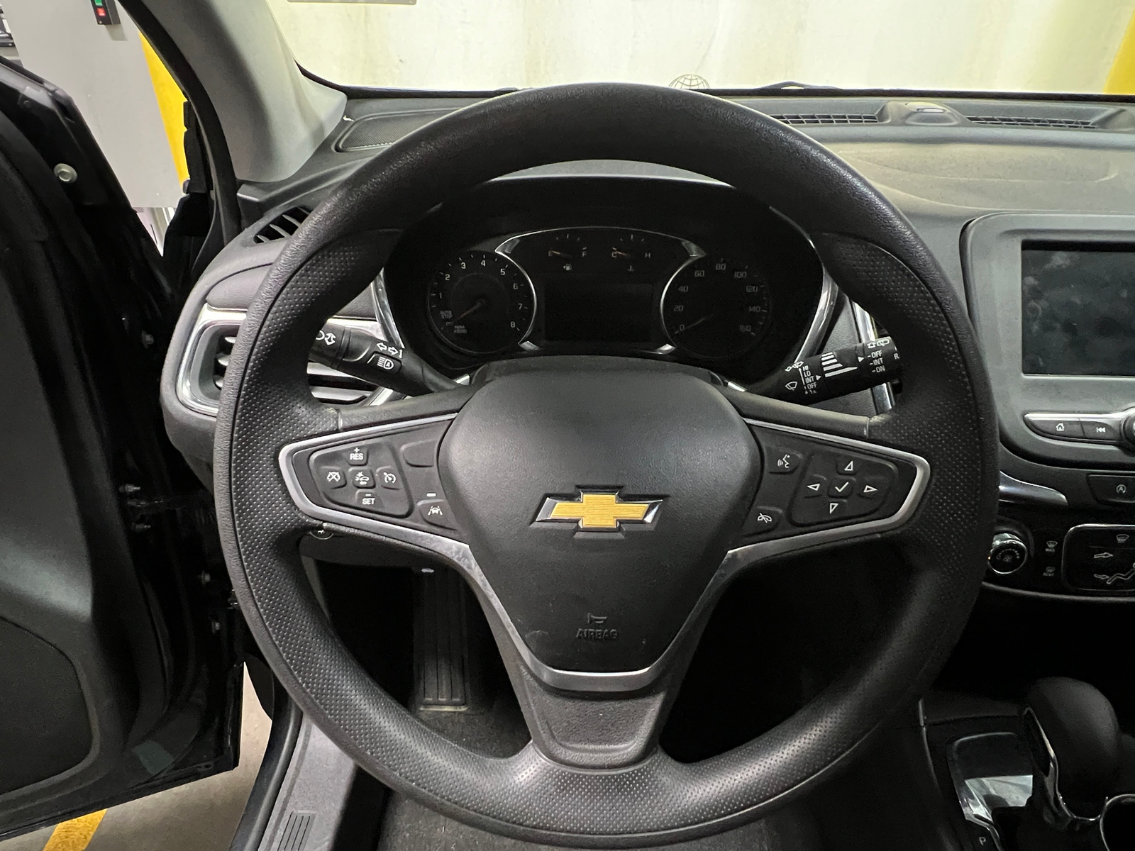 Thumbnail: 2023 Chevrolet Equinox - 5