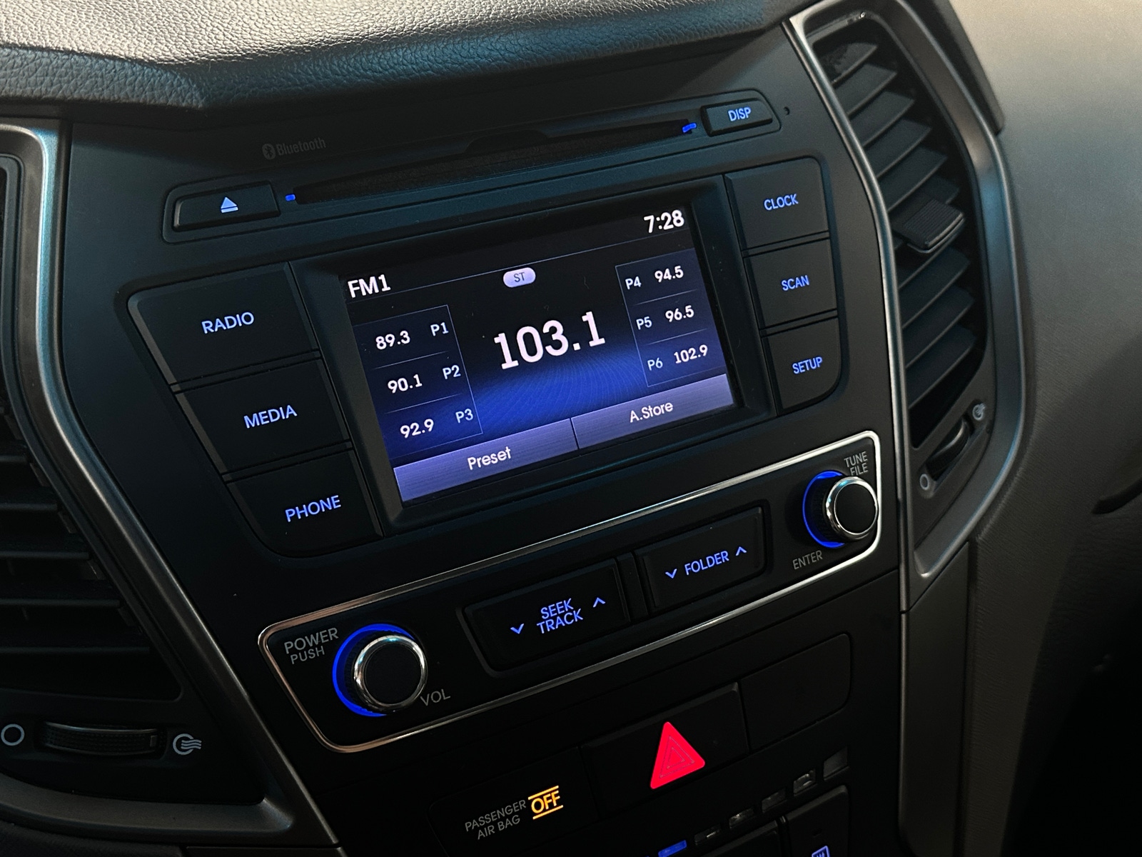 Thumbnail: 2018 Hyundai Santa Fe - 4