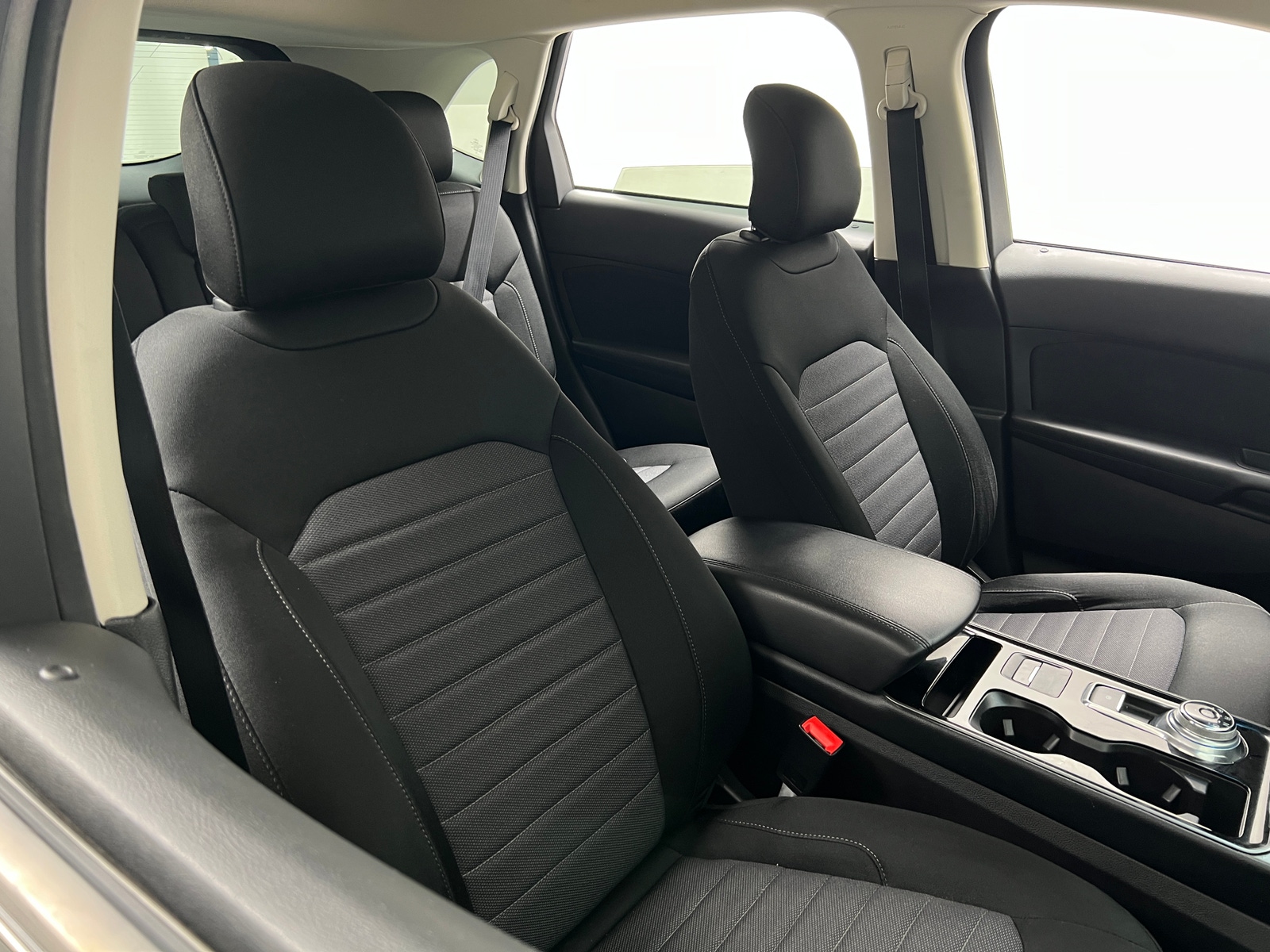 Thumbnail: 2019 Ford Edge - 2