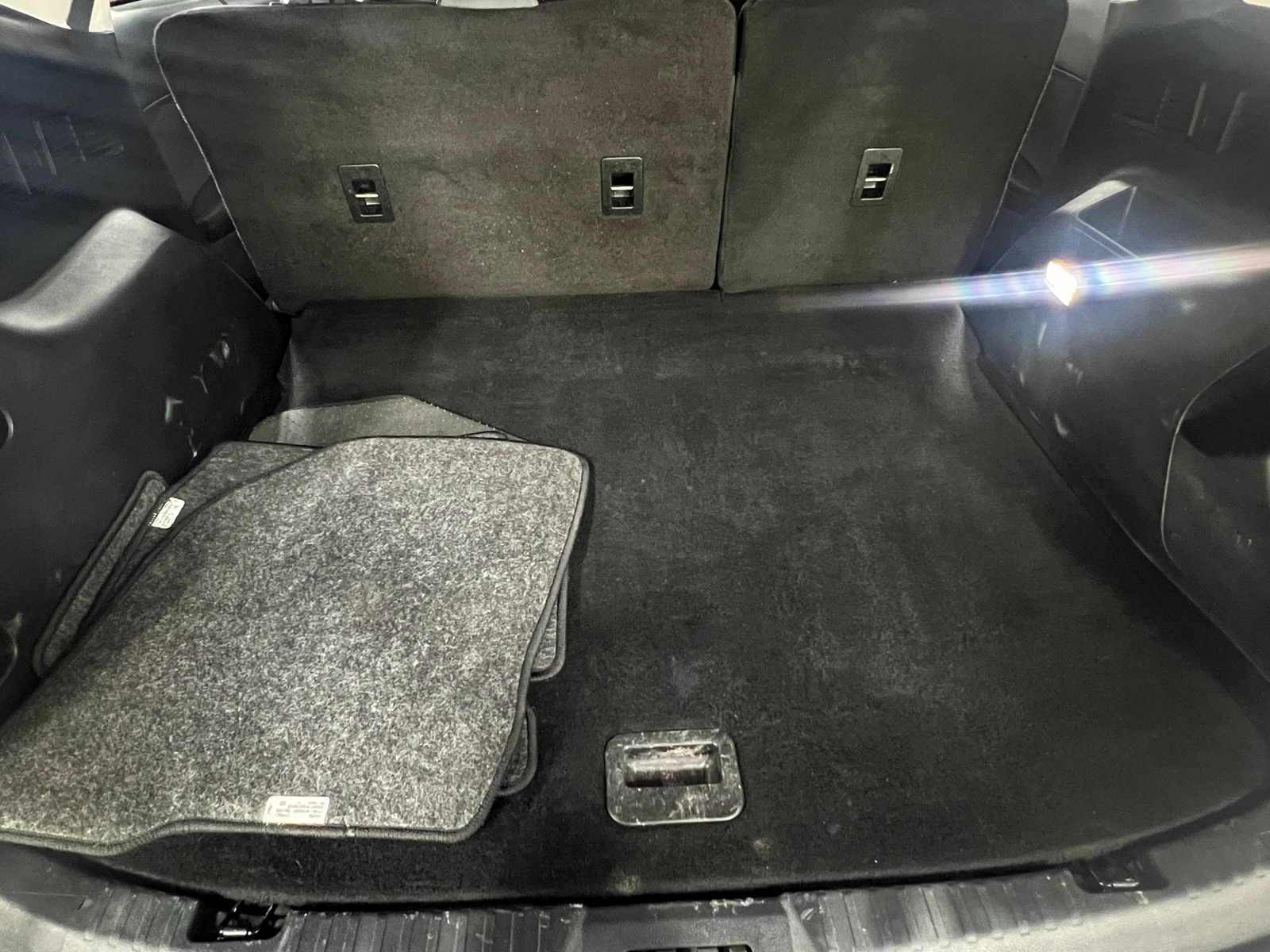 Thumbnail: 2019 Ford Edge - 7