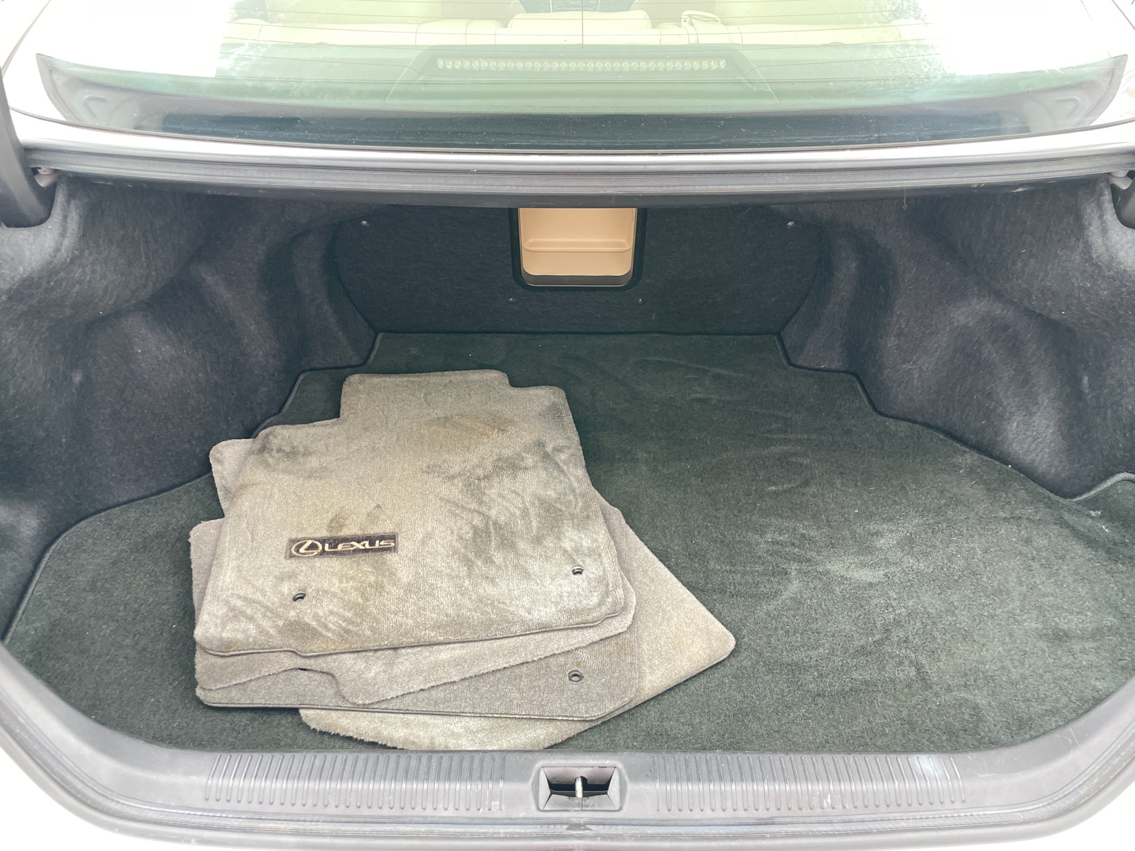 Thumbnail: 2010 Lexus ES - 6