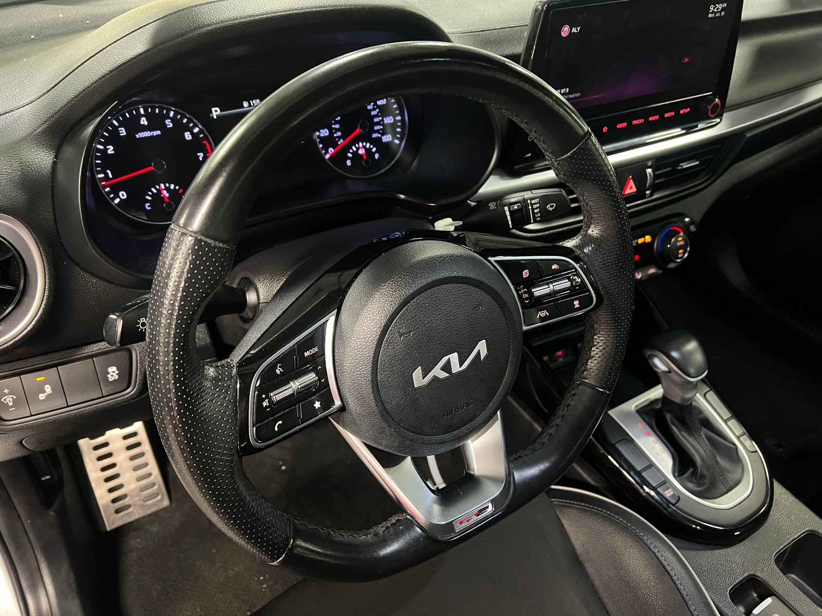 Thumbnail: 2022 Kia Forte - 4