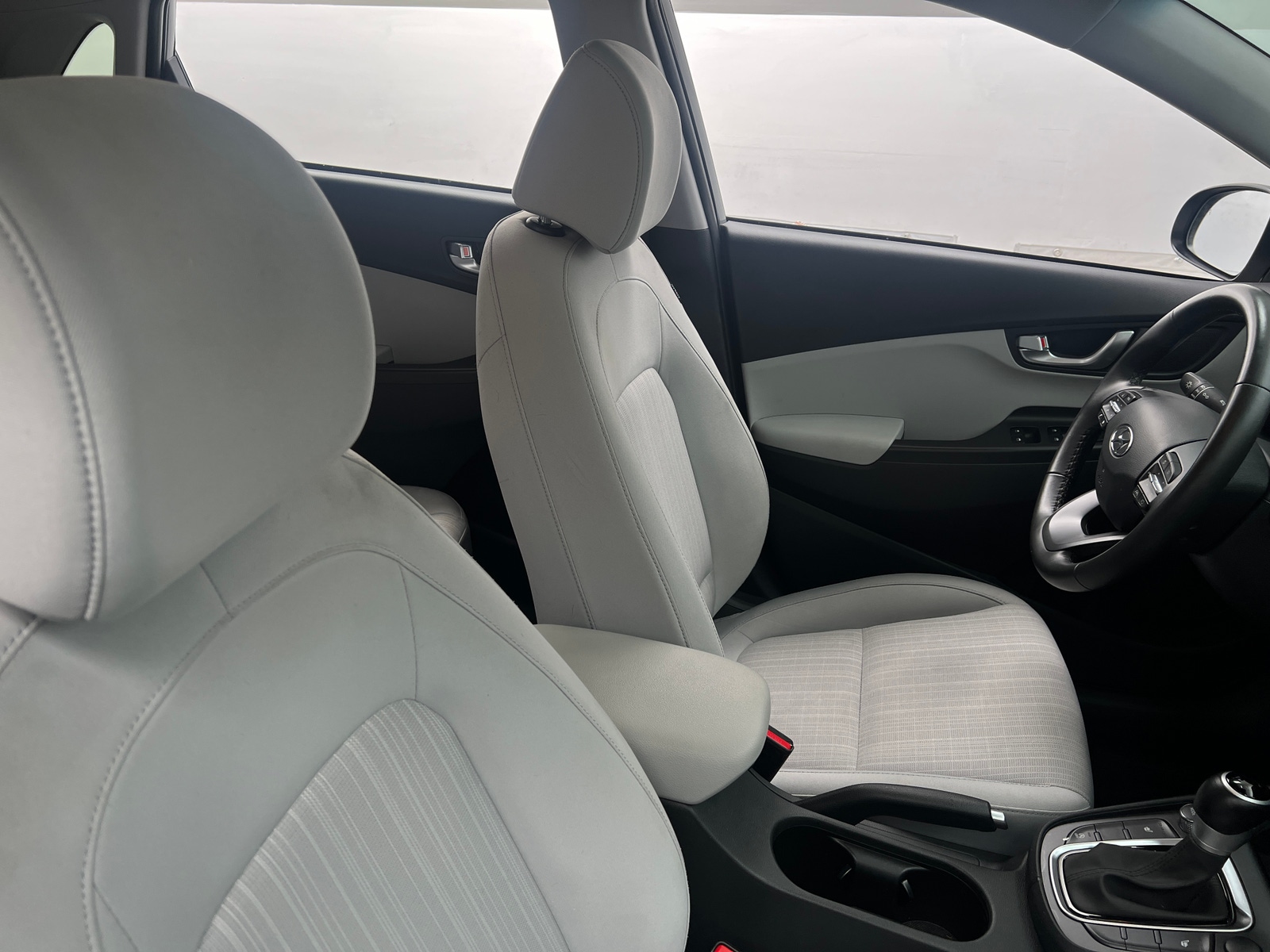 Thumbnail: 2023 Hyundai Kona - 2