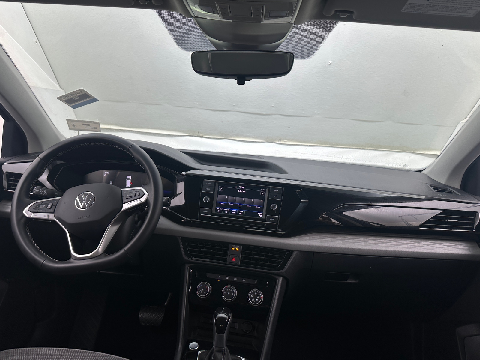 Thumbnail: 2024 Volkswagen Taos - 3