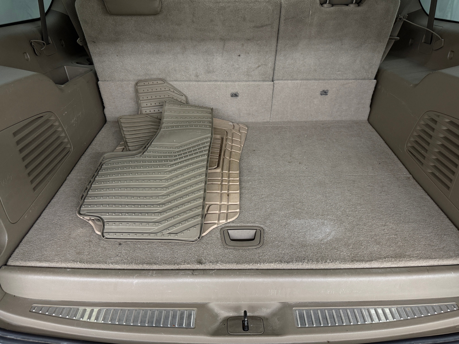 Thumbnail: 2015 Chevrolet Suburban - 6