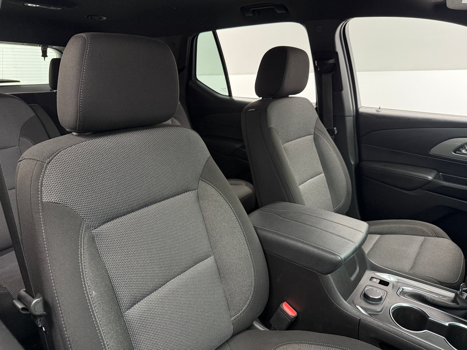 Thumbnail: 2022 Chevrolet Traverse - 2