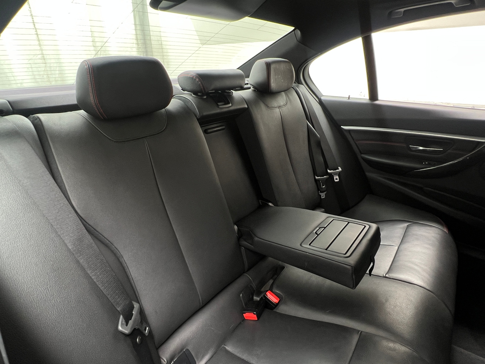 Thumbnail: 2016 BMW 3 Series - 5