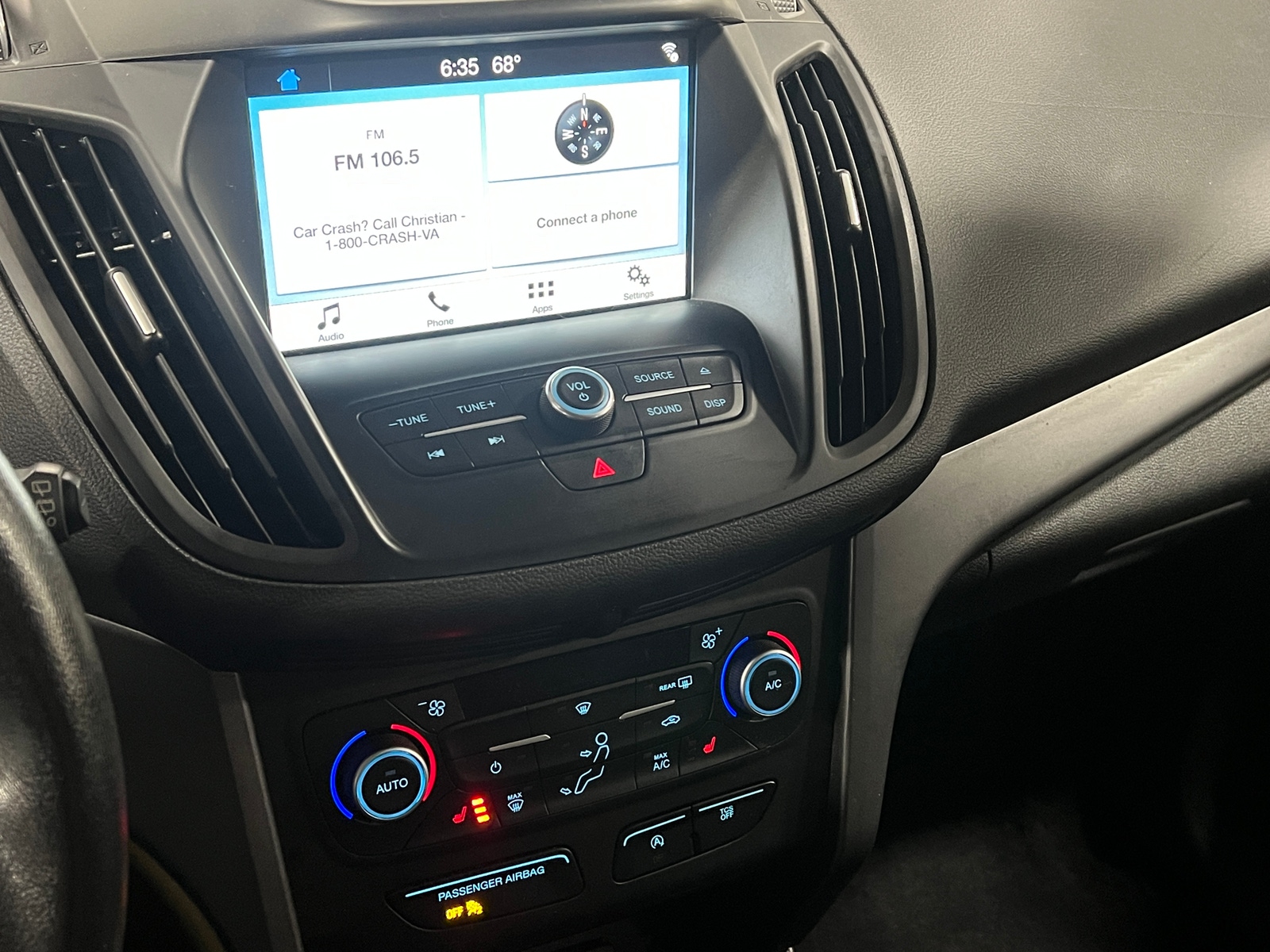 Thumbnail: 2018 Ford Escape - 3