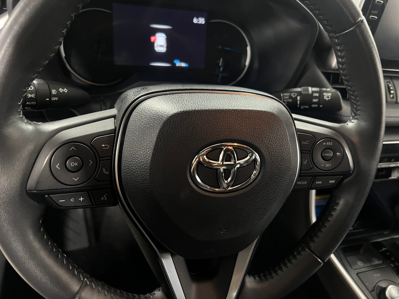 Thumbnail: 2021 Toyota RAV4 - 5