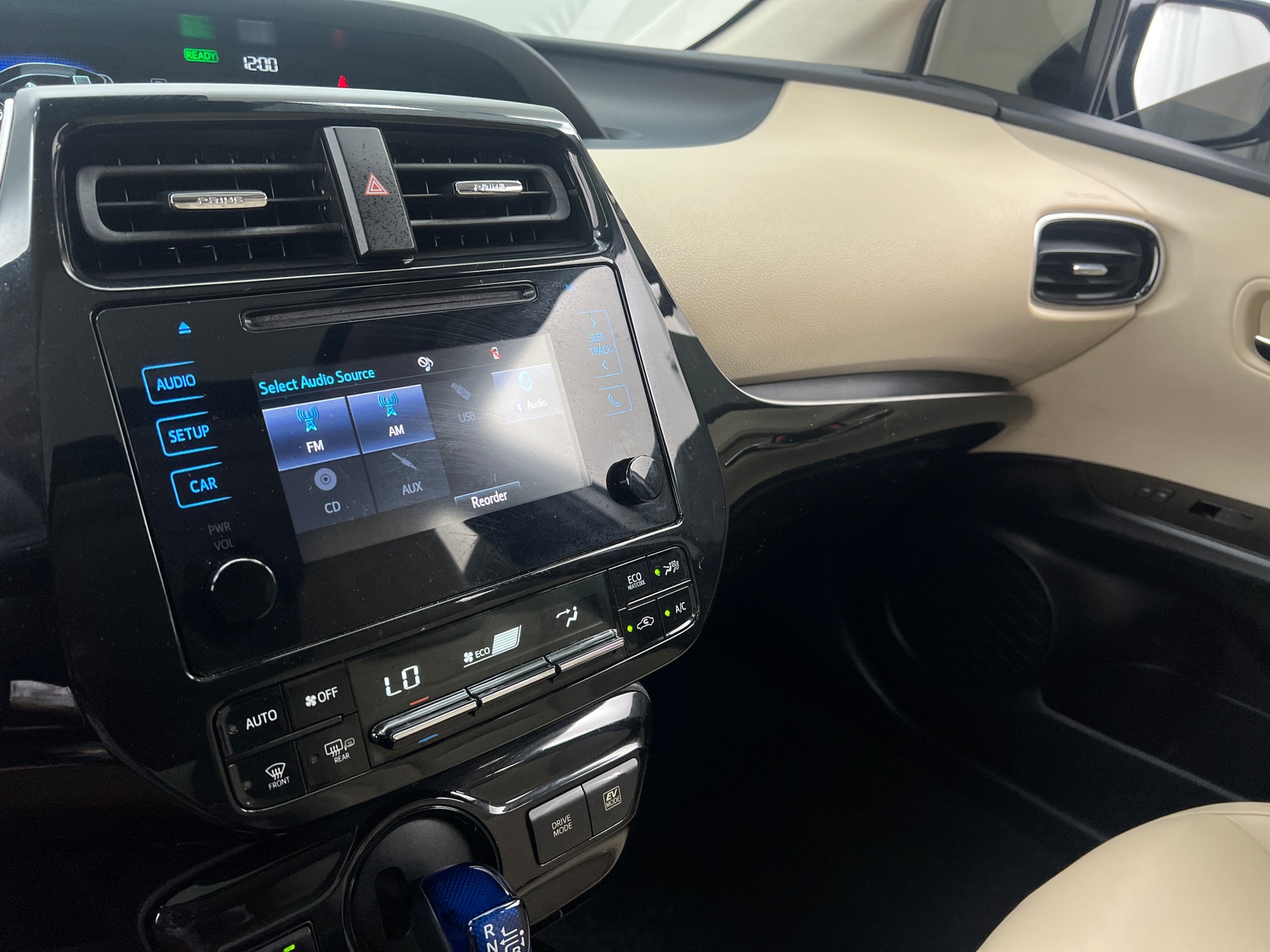 Thumbnail: 2019 Toyota Prius - 3