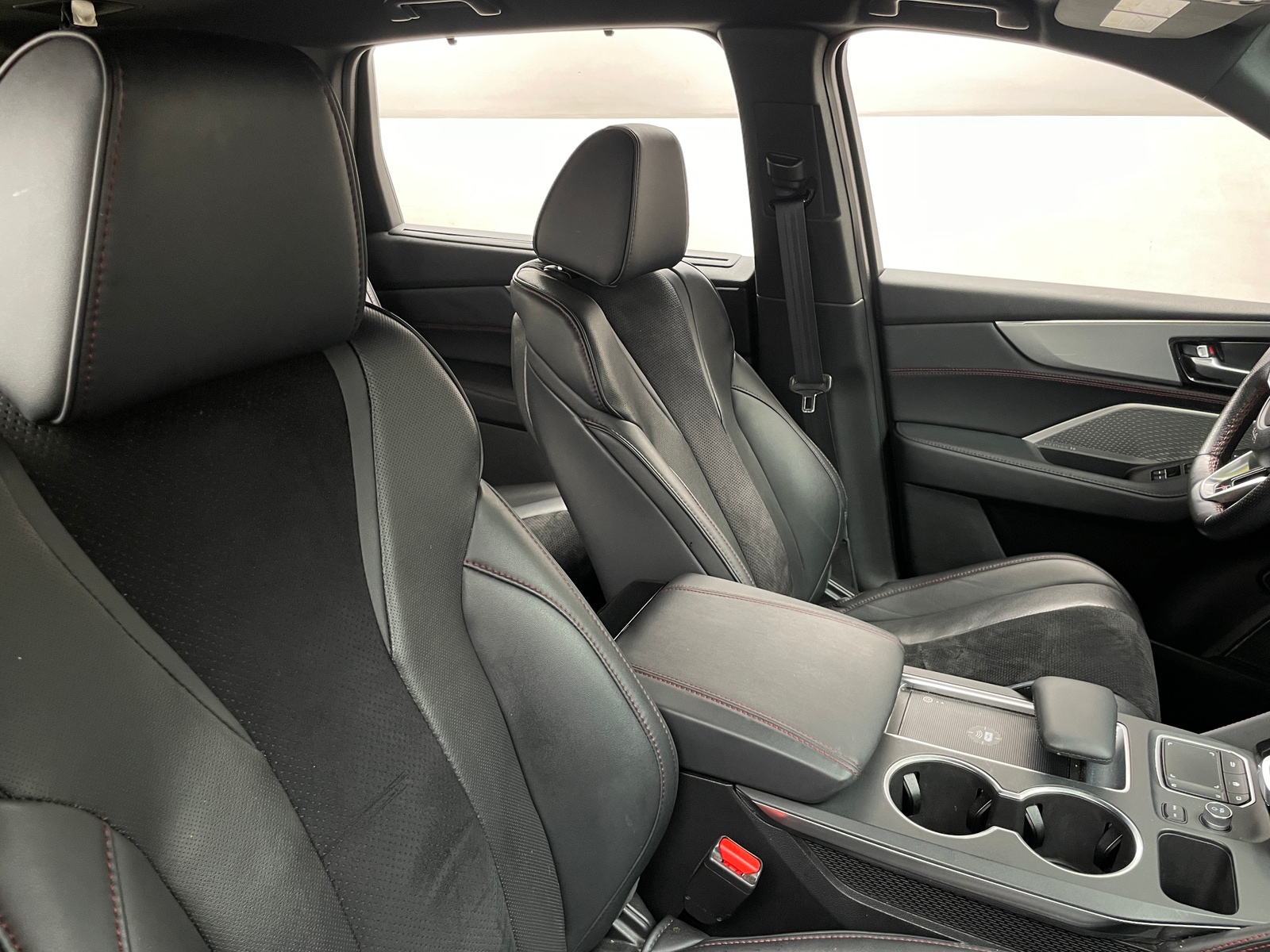 Thumbnail: 2022 Acura MDX - 2