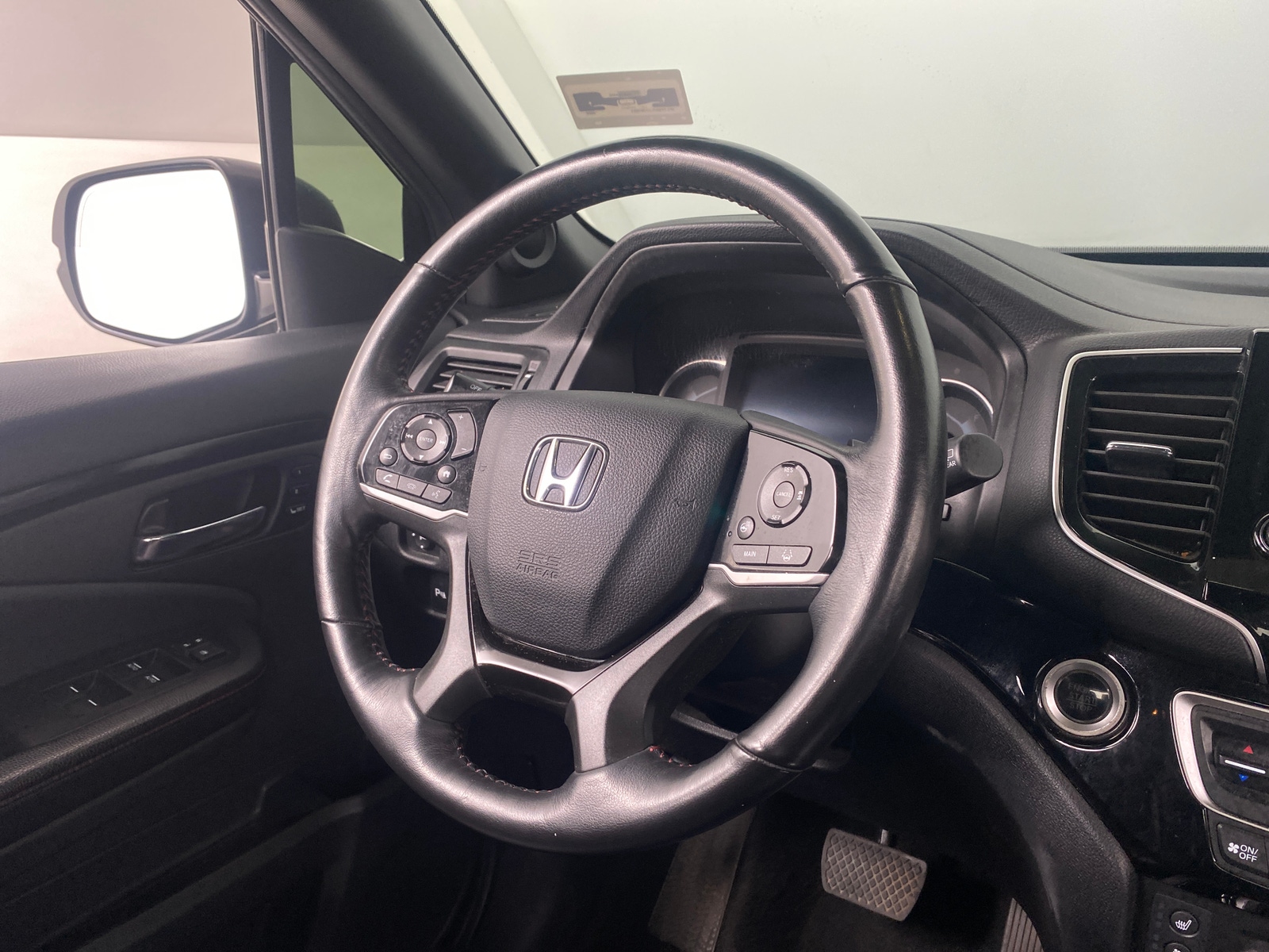 Thumbnail: 2020 Honda Pilot - 4