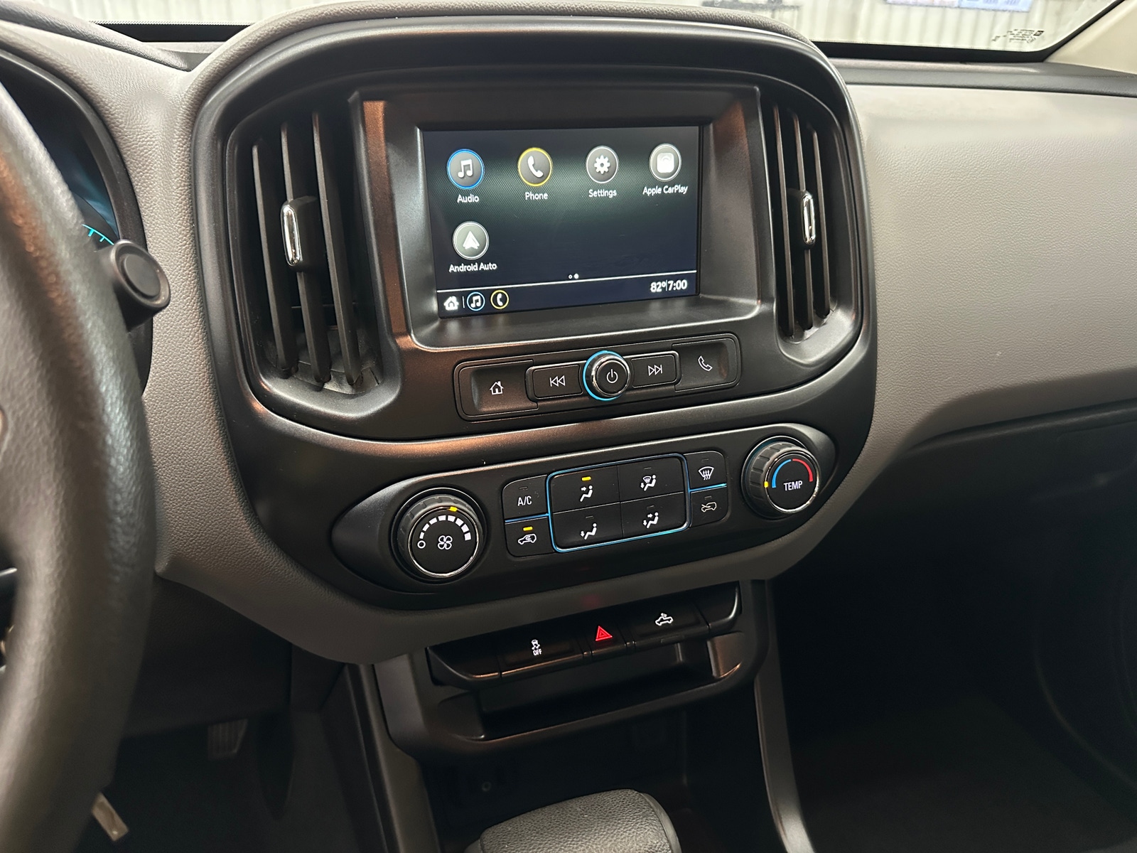 Thumbnail: 2019 Chevrolet Colorado - 3