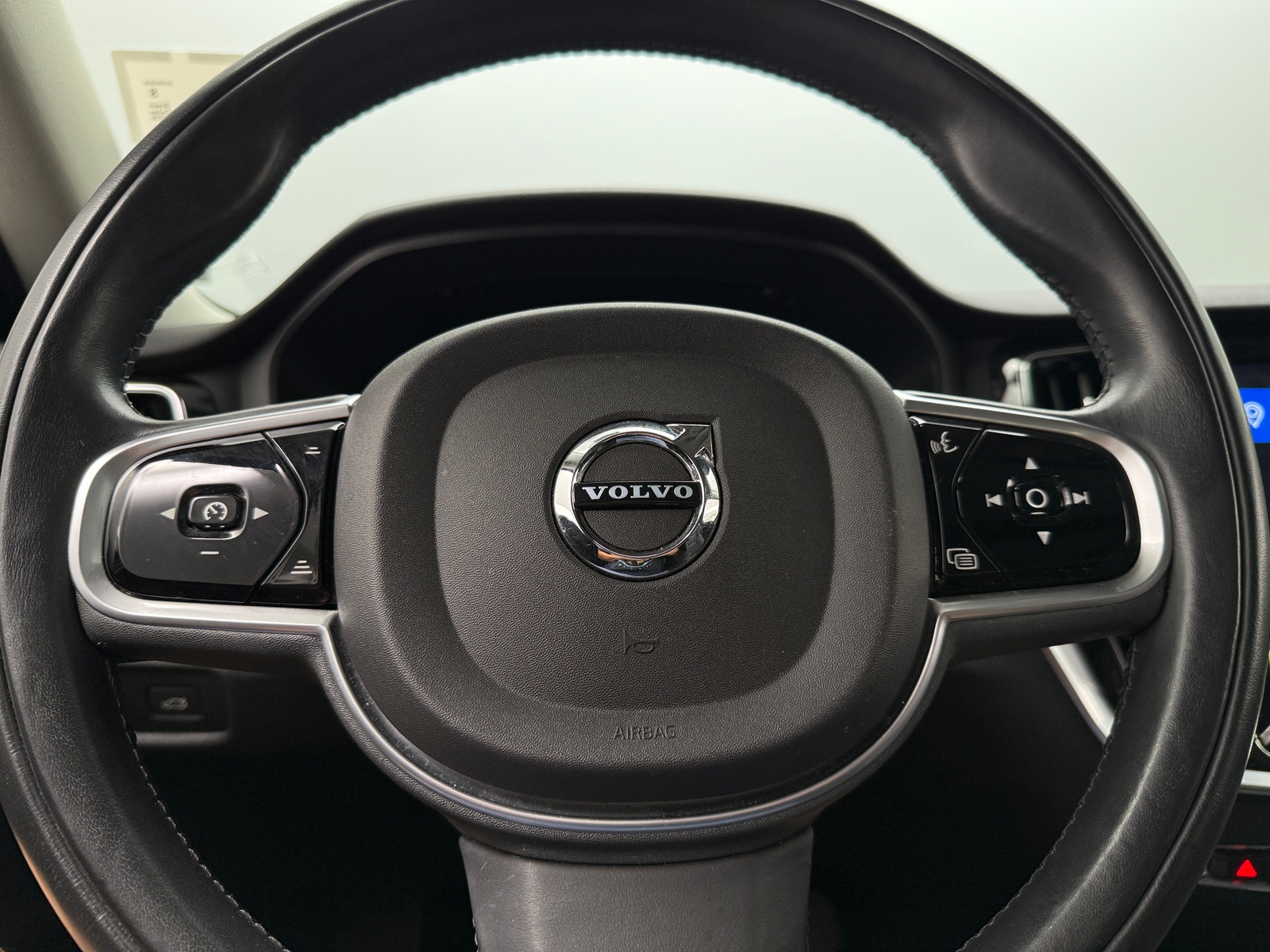 Thumbnail: 2020 Volvo S60 - 4