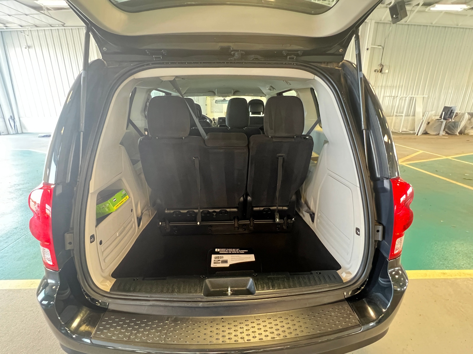 Thumbnail: 2015 Dodge Grand Caravan - 7