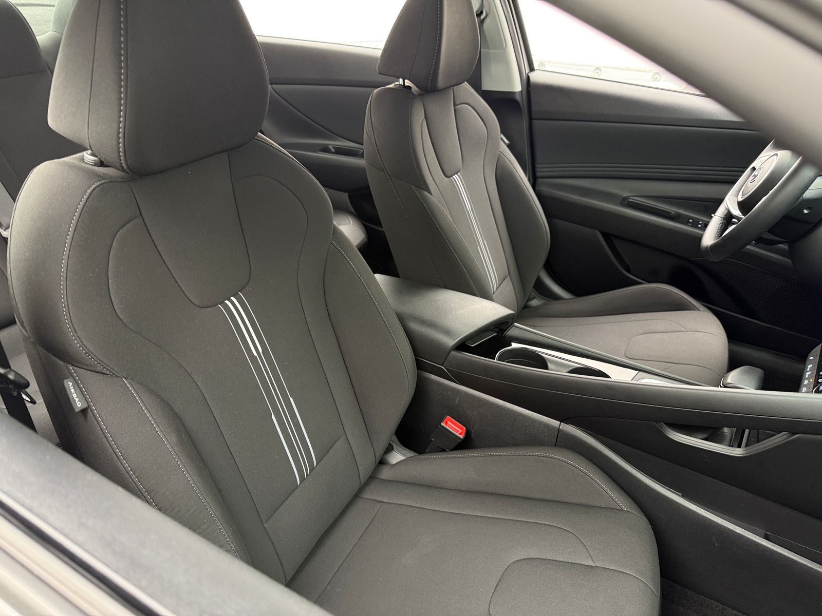 Thumbnail: 2023 Hyundai Elantra - 2