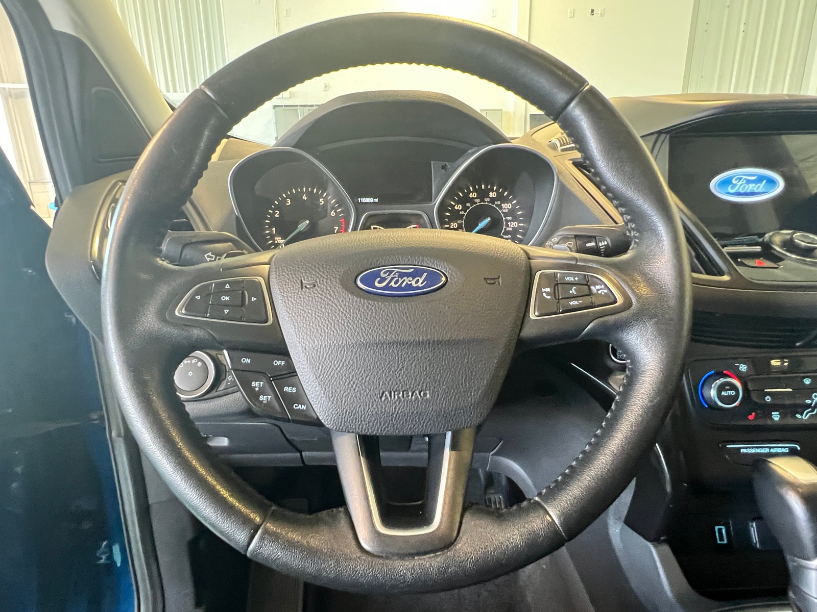 Thumbnail: 2017 Ford Escape - 4