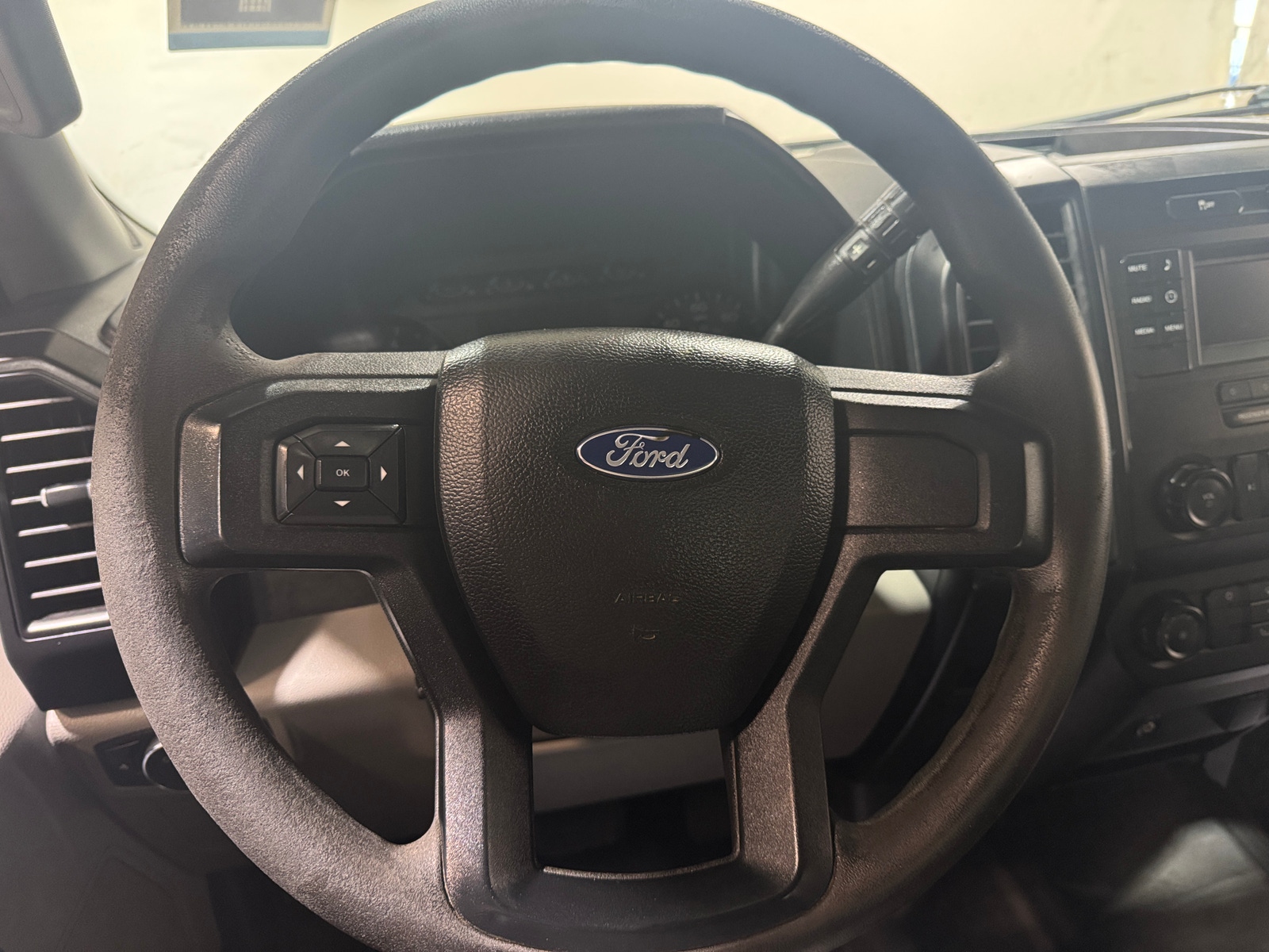 Thumbnail: 2017 Ford Econoline - 5