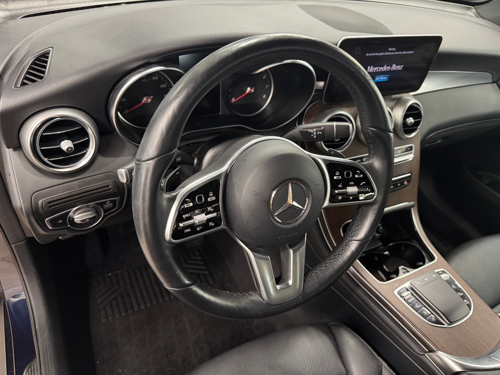 Thumbnail: 2021 Mercedes-Benz GLC - 2
