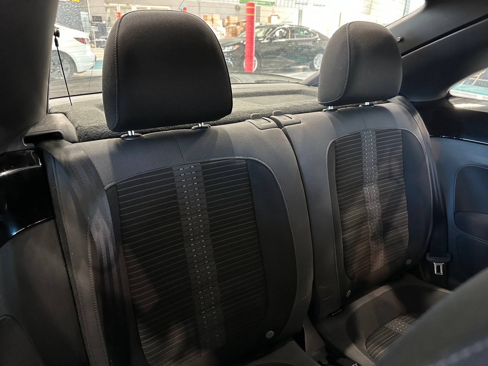 Thumbnail: 2014 Volkswagen Beetle - 6