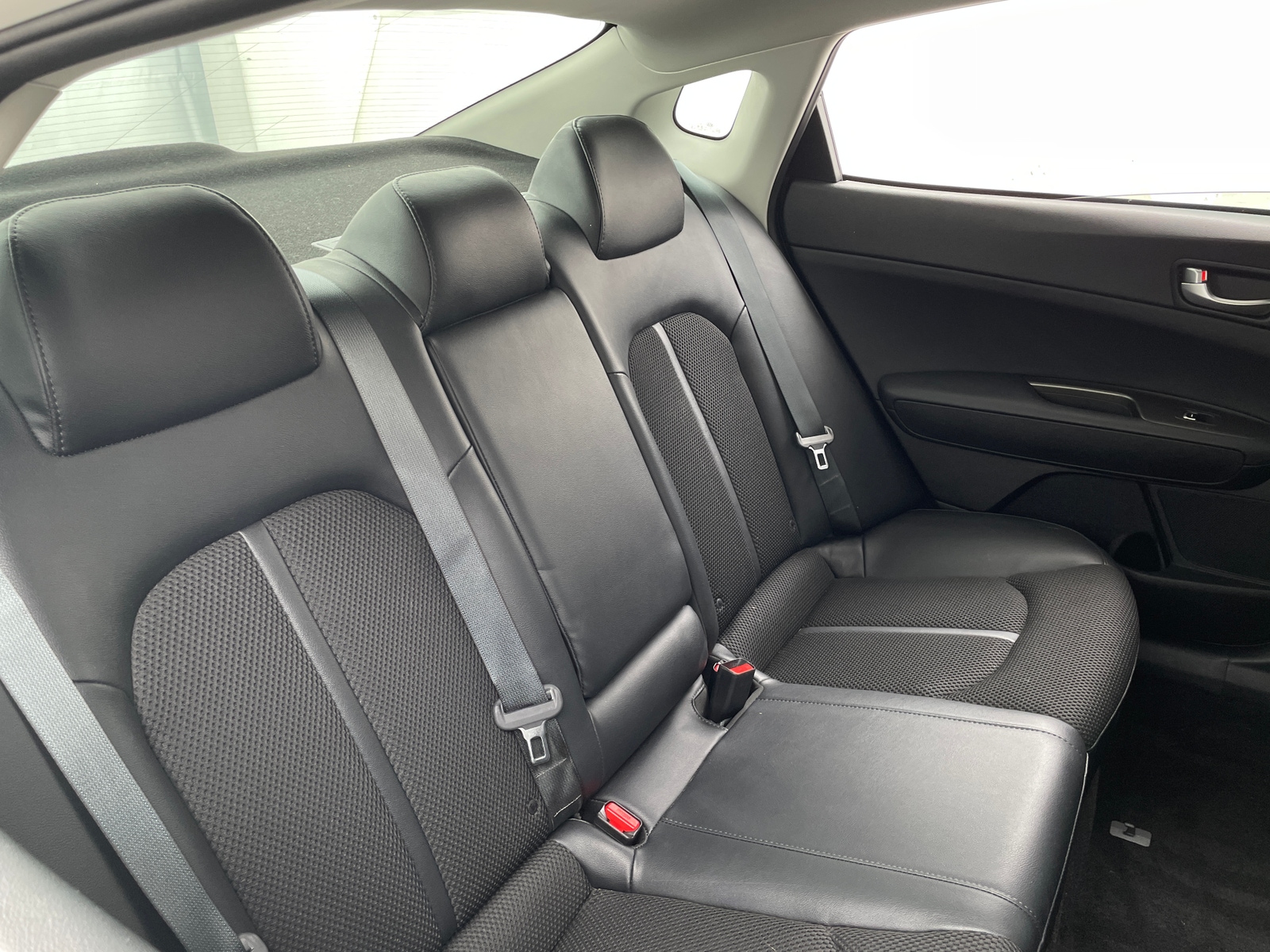 Thumbnail: 2019 Kia Optima - 6