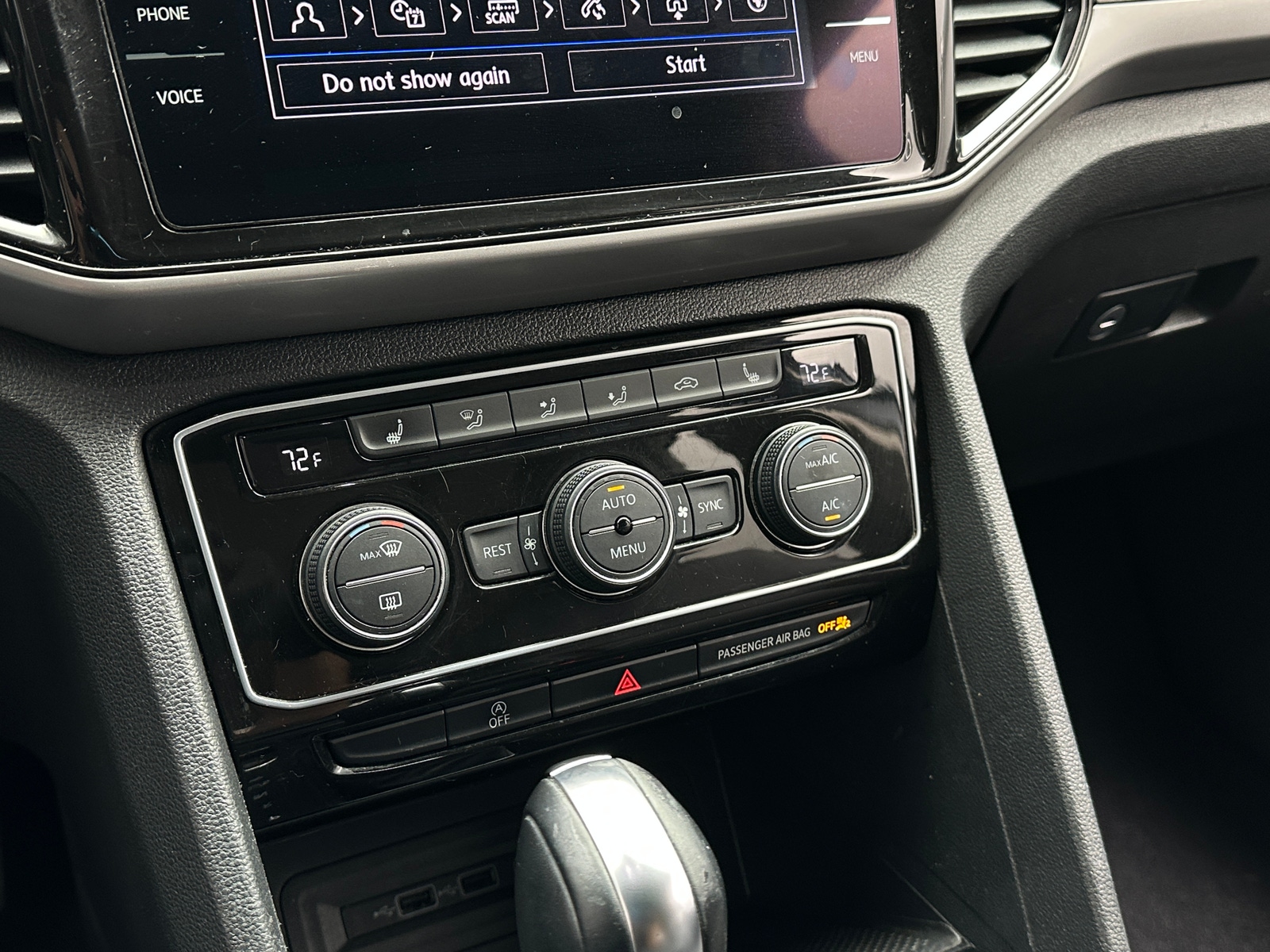 Thumbnail: 2021 Volkswagen Atlas - 3