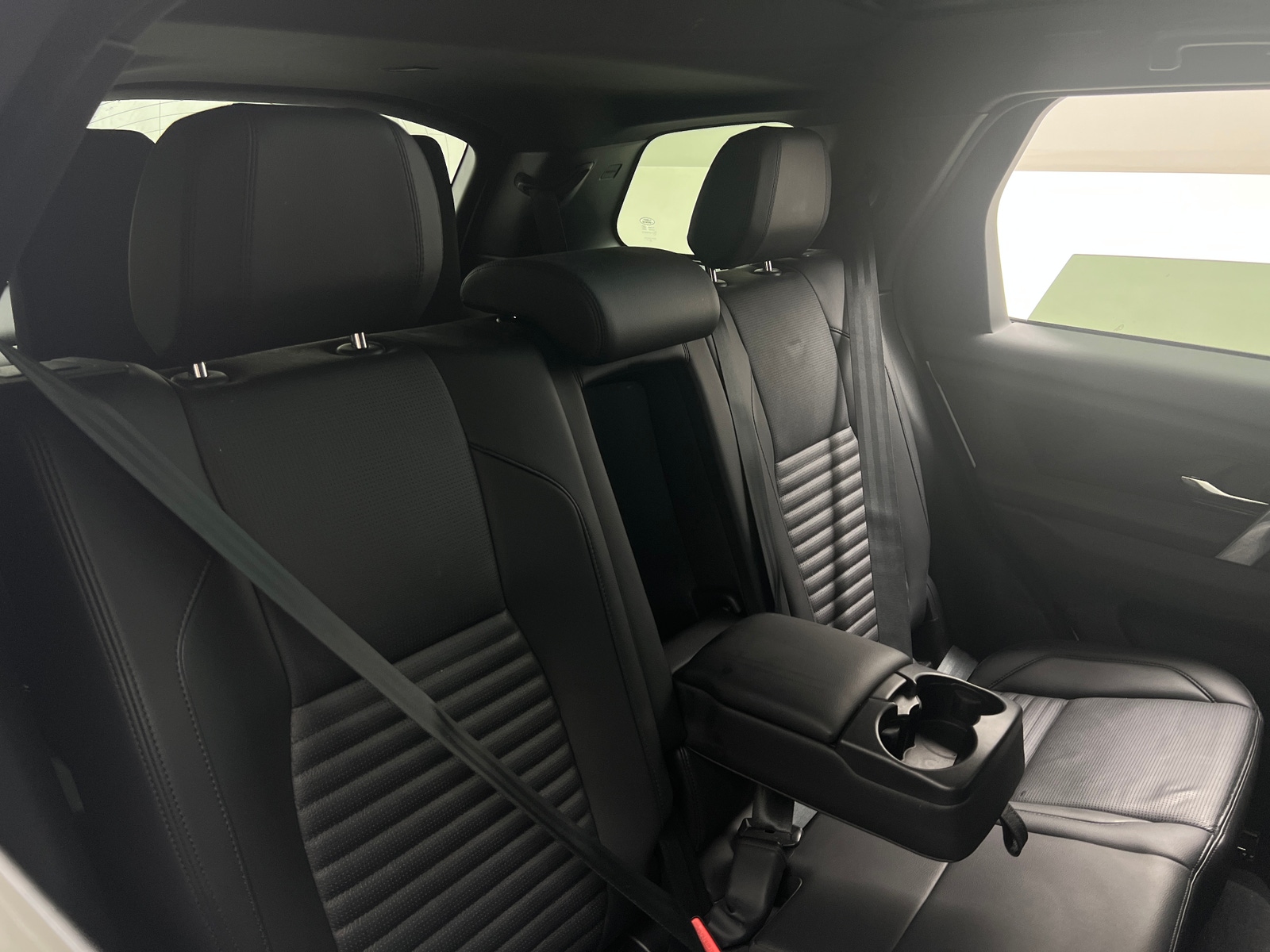 Thumbnail: 2023 Land Rover Discovery Sport - 5
