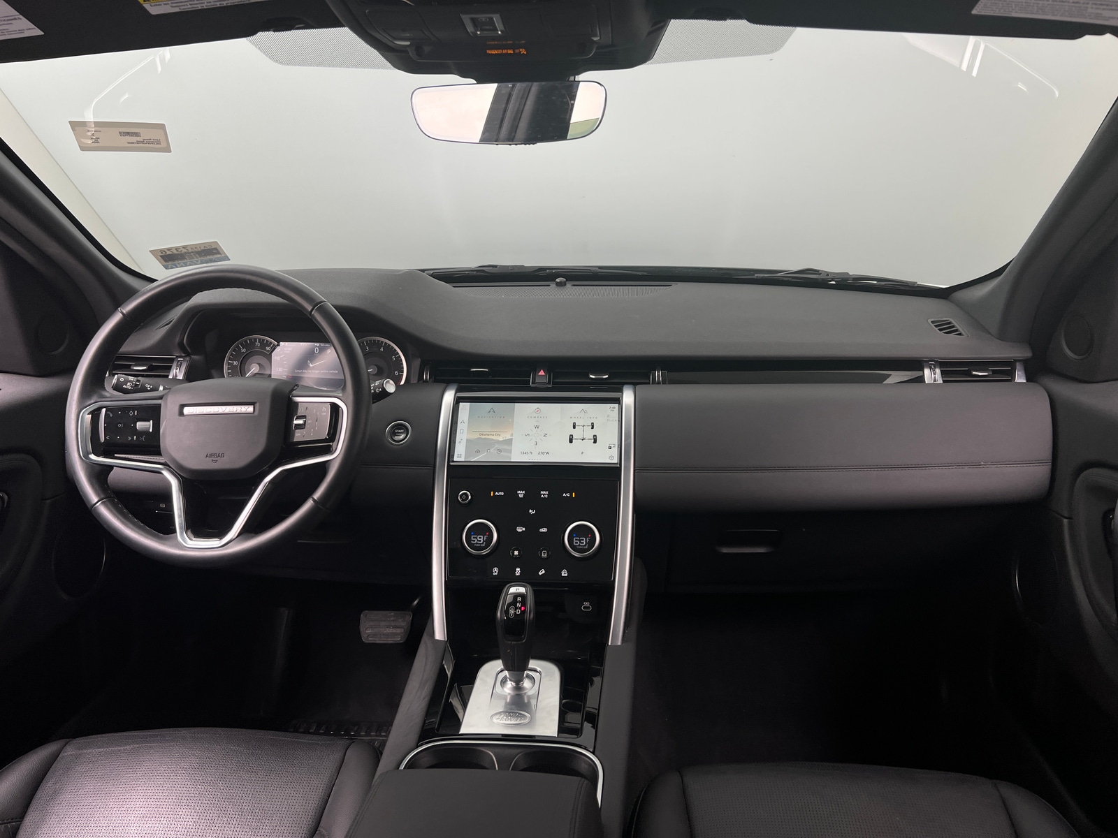Thumbnail: 2023 Land Rover Discovery Sport - 2
