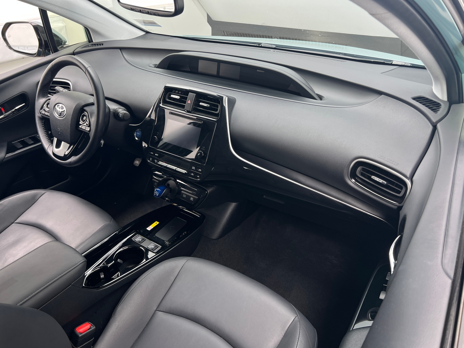 Thumbnail: 2019 Toyota Prius - 2