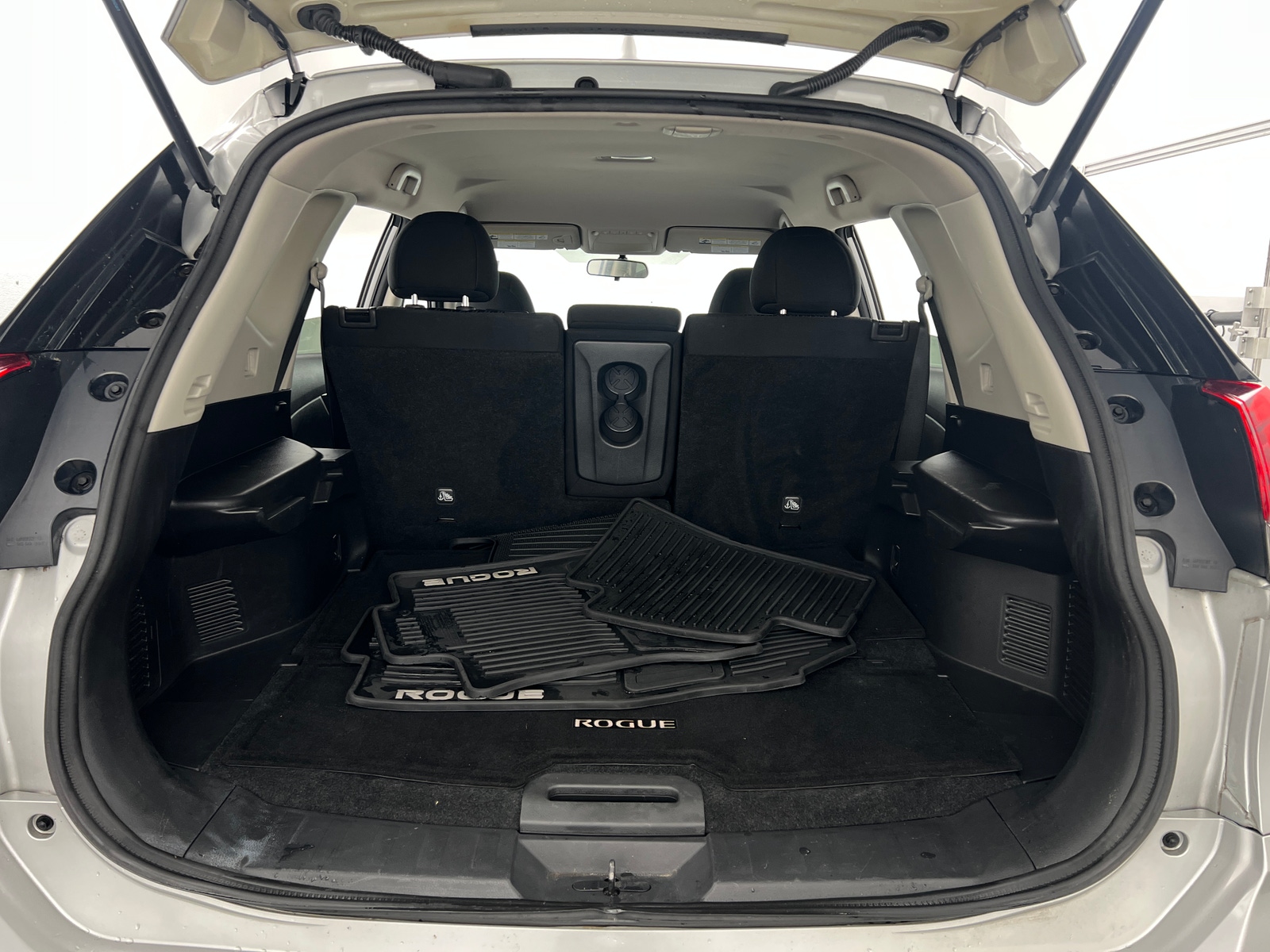 Thumbnail: 2017 Nissan Rogue - 7