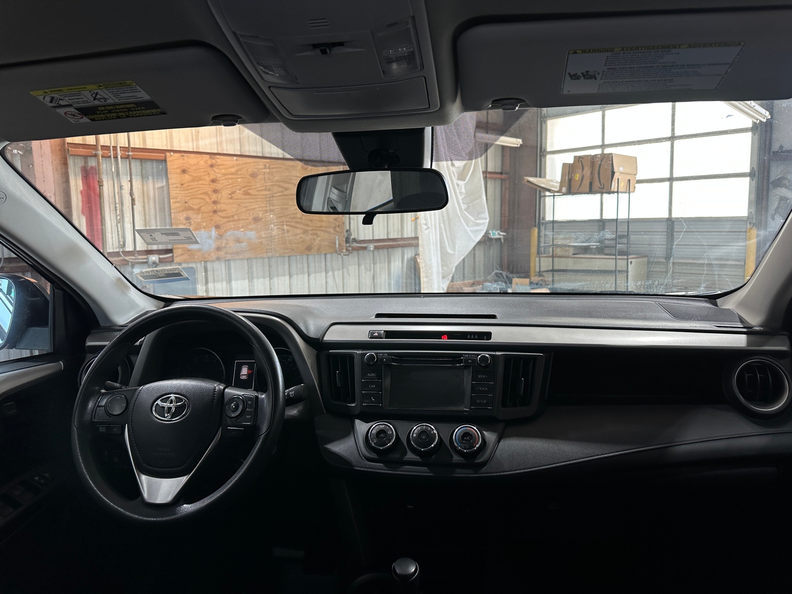 Thumbnail: 2018 Toyota RAV4 - 3