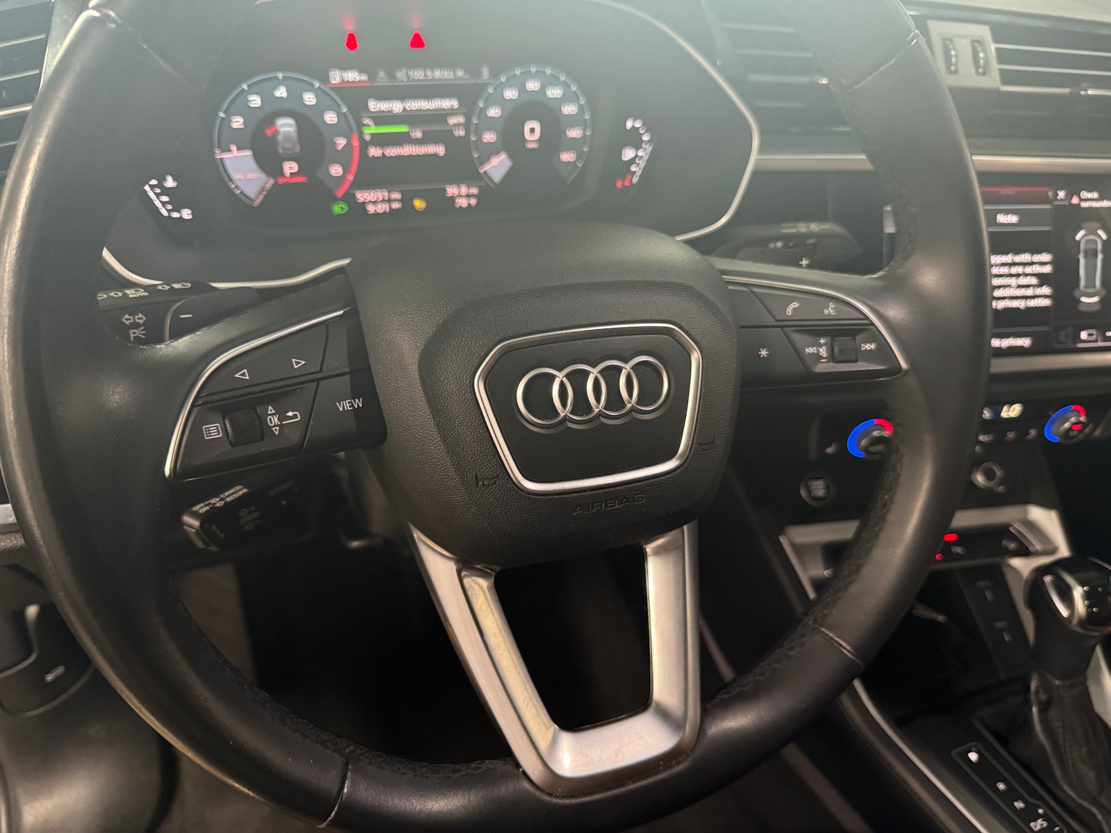 Thumbnail: 2022 Audi Q3 - 4
