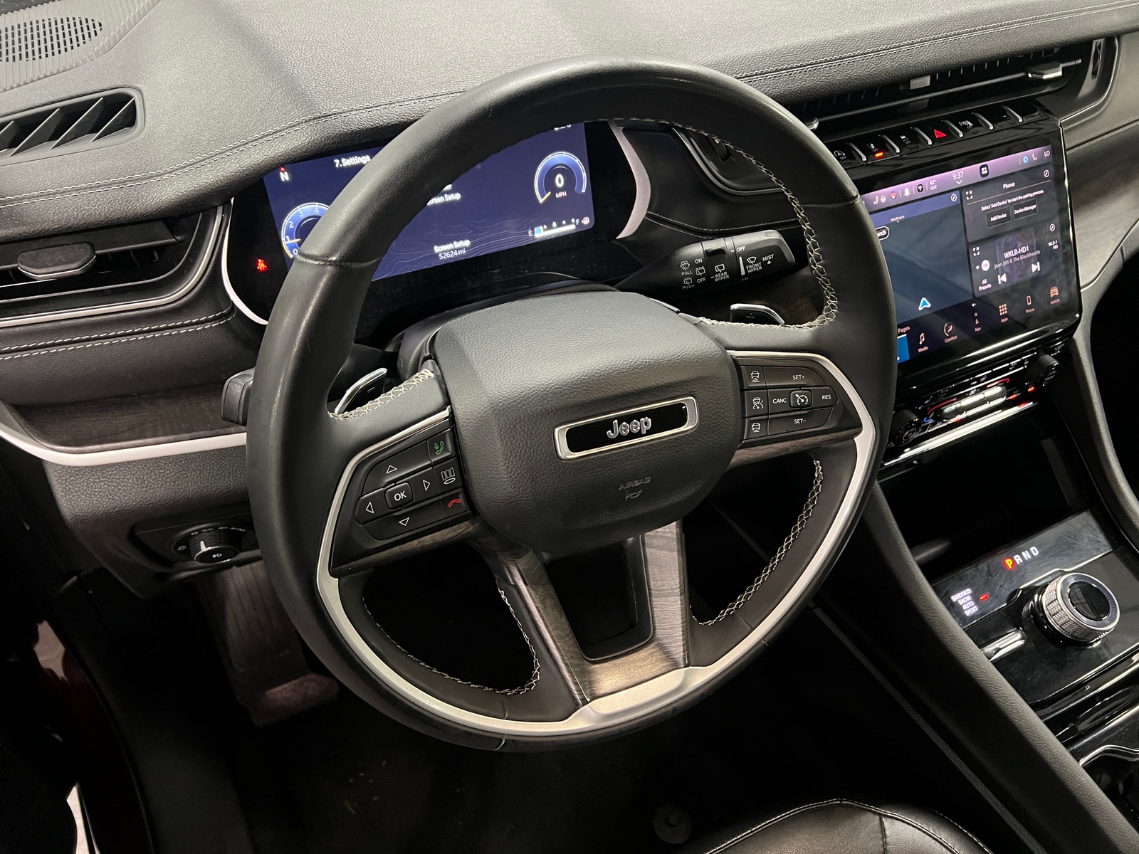 Thumbnail: 2023 Jeep Grand Cherokee L - 4