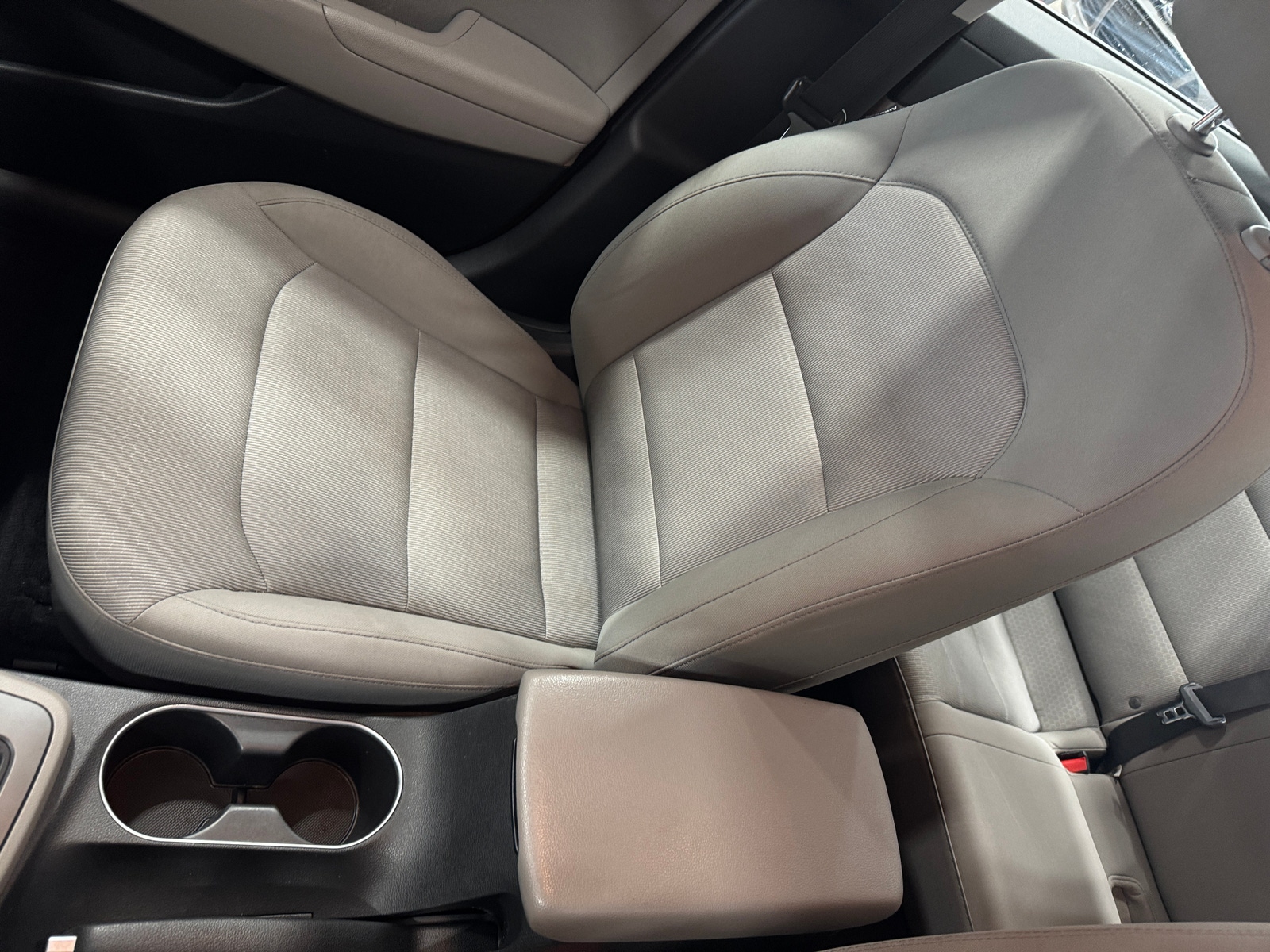 Thumbnail: 2017 Hyundai Elantra - 2