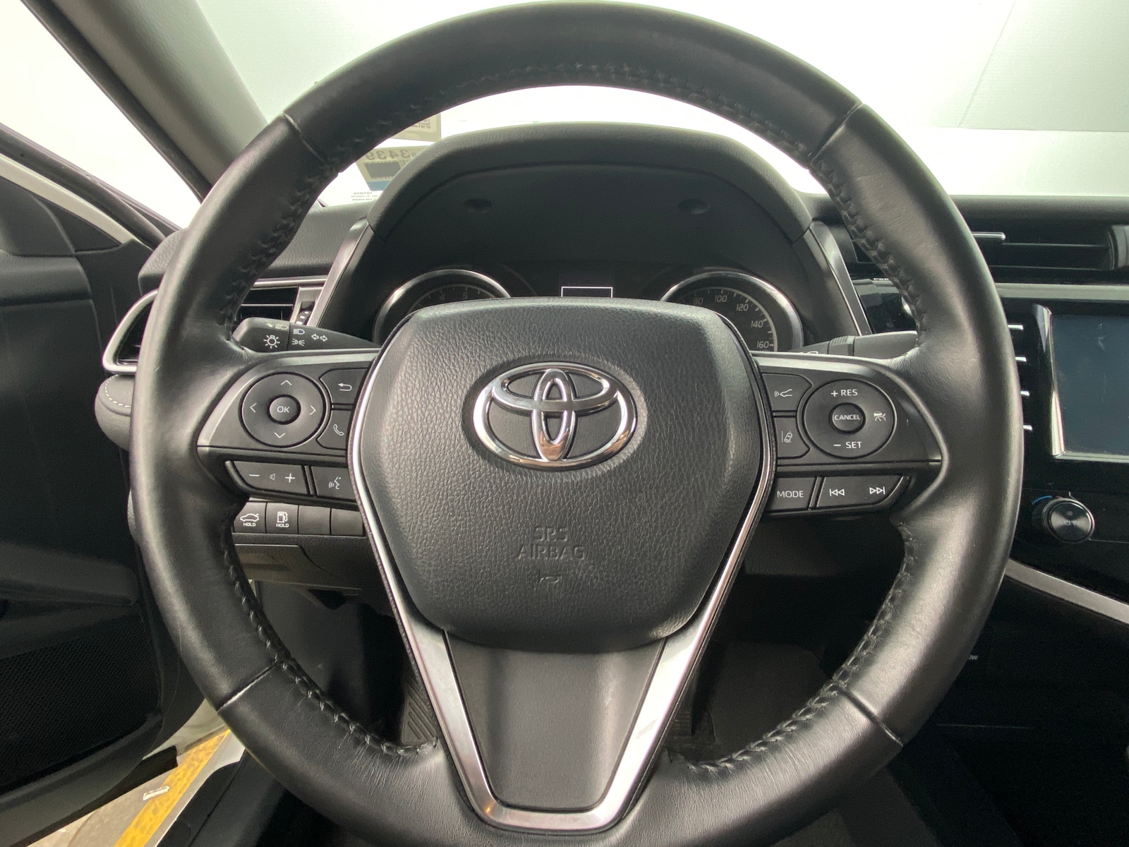 Thumbnail: 2019 Toyota Camry - 5