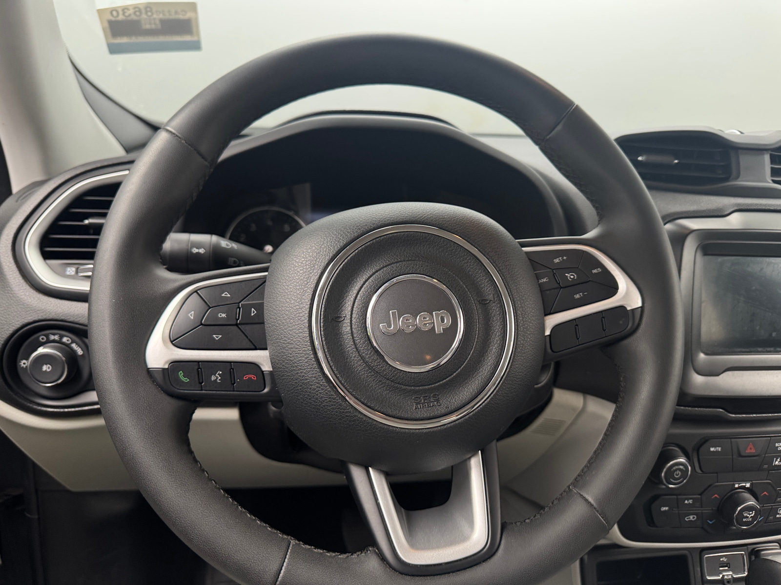 Thumbnail: 2021 Jeep Renegade - 5