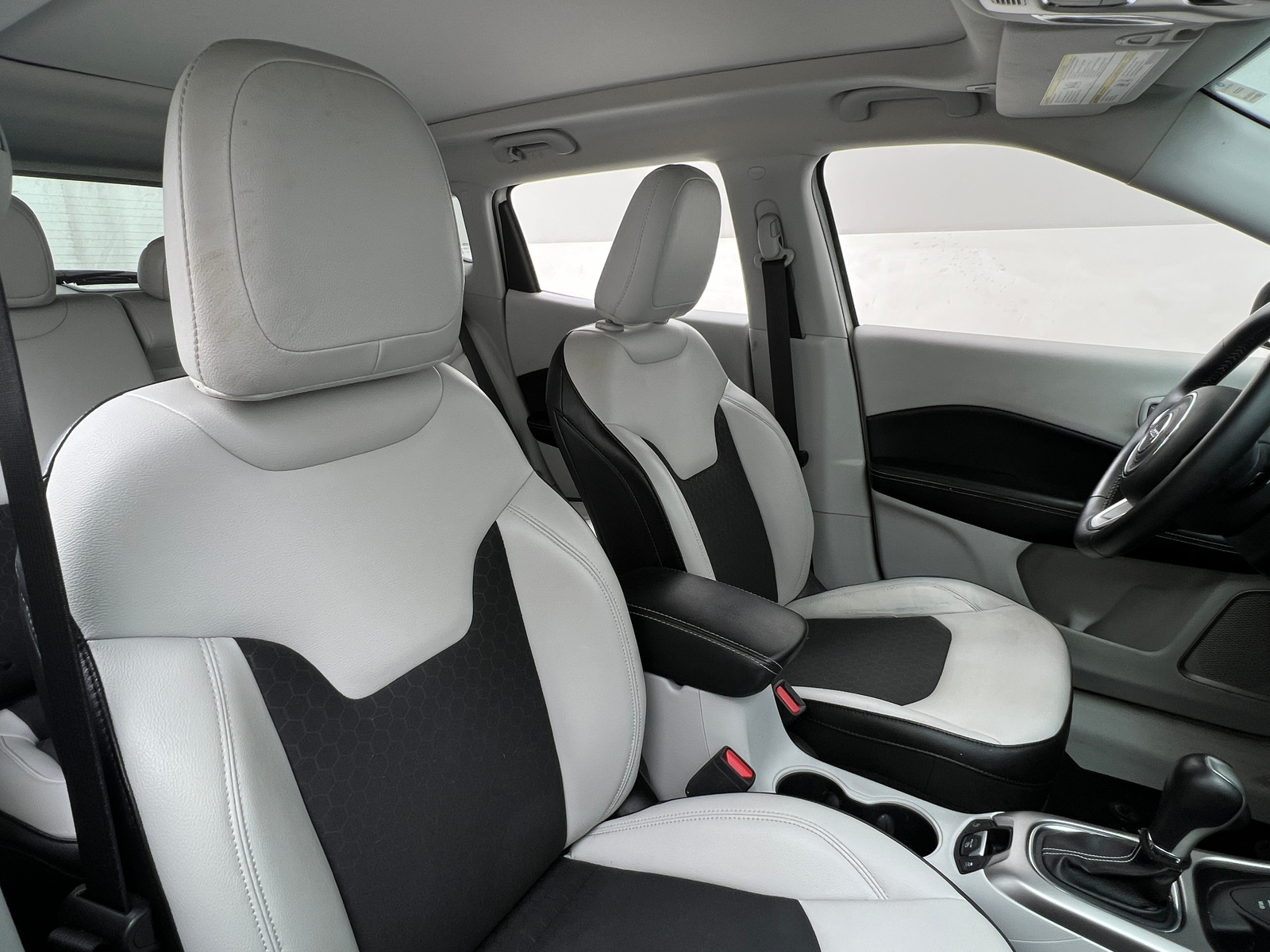 Thumbnail: 2019 Jeep Compass - 2