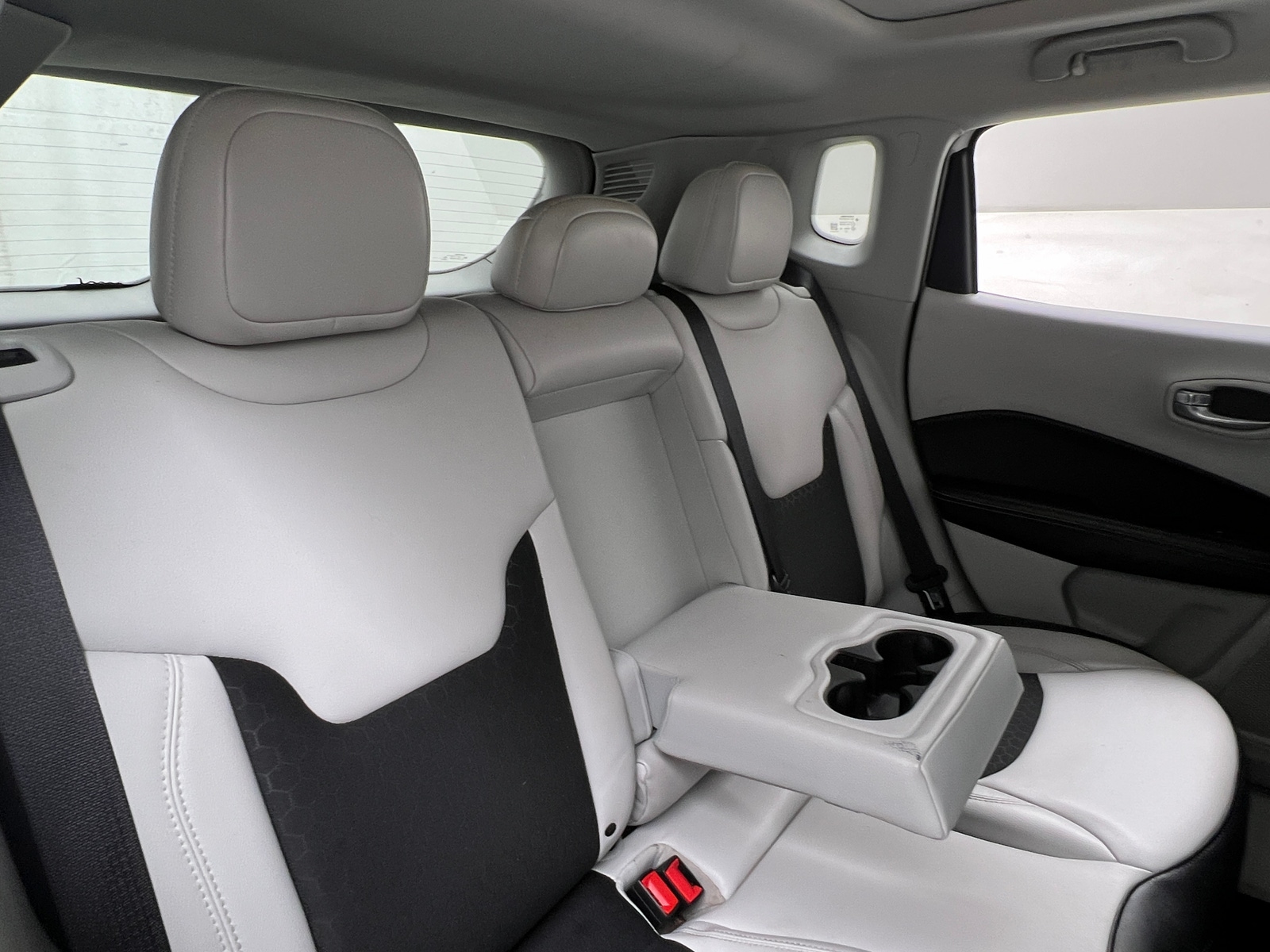 Thumbnail: 2019 Jeep Compass - 6